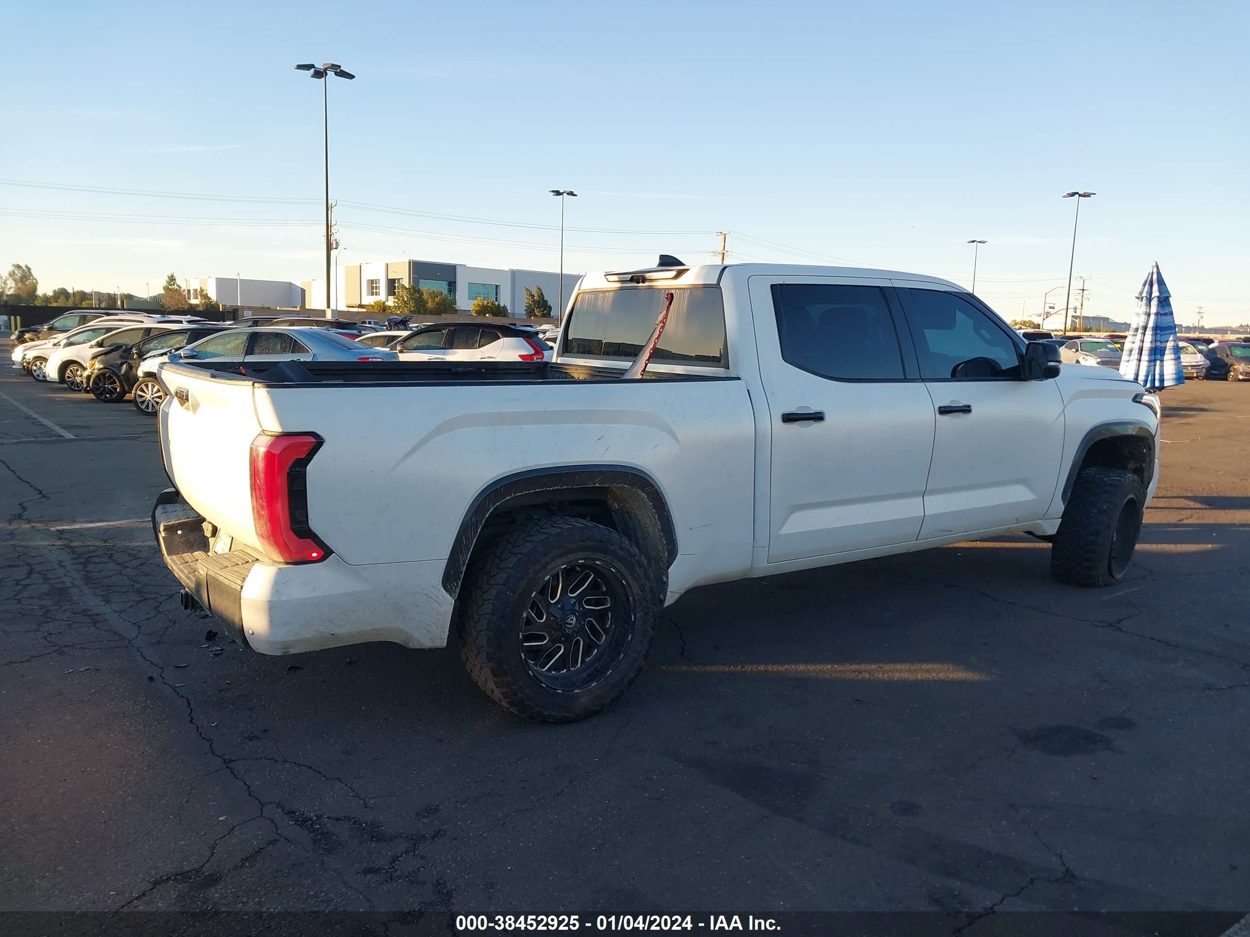 2022 Toyota Tundra Limited vin: 5TFJA5EC9NX005133