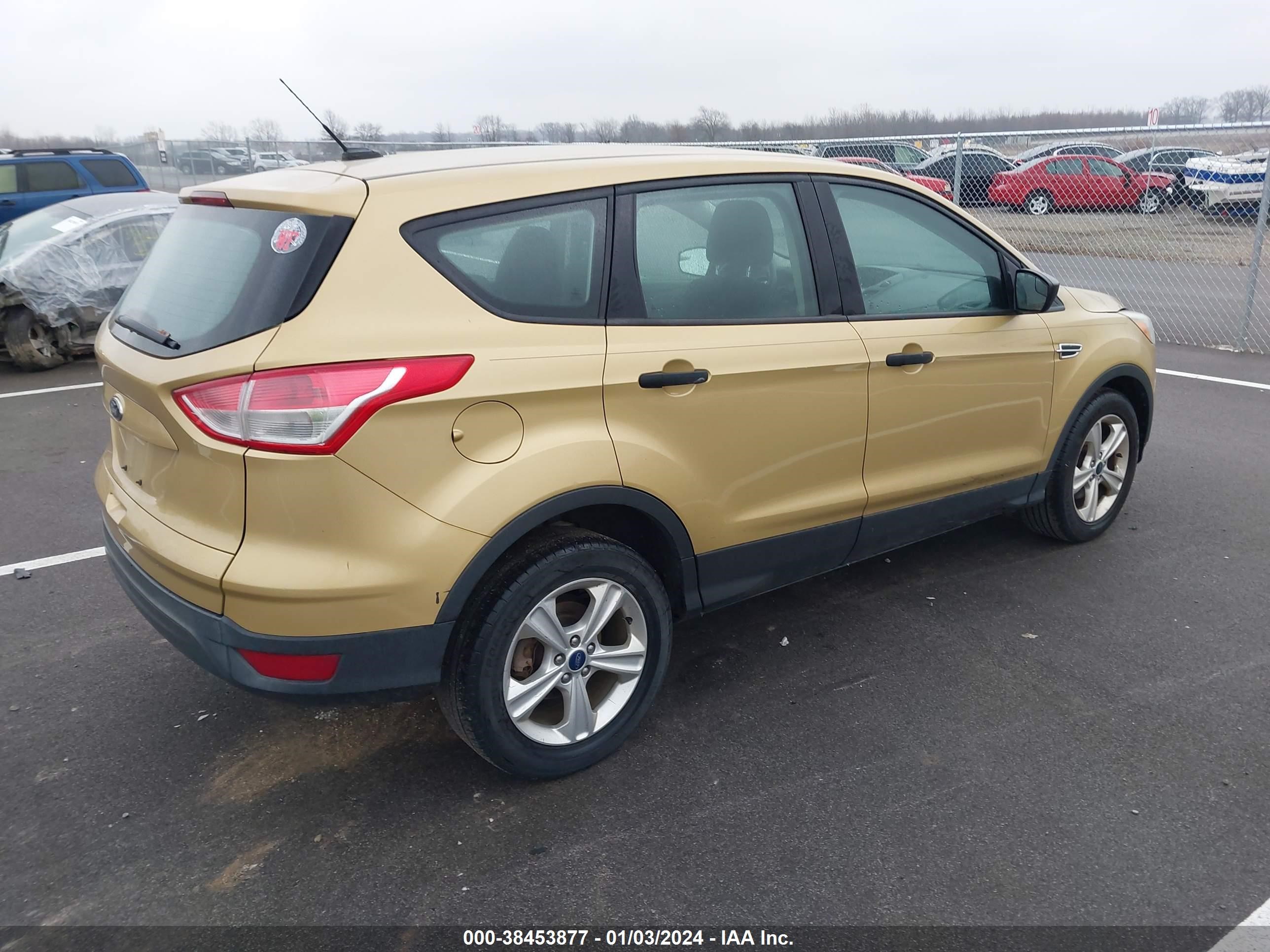 2014 Ford Escape S vin: 1FMCU0F75EUE49773