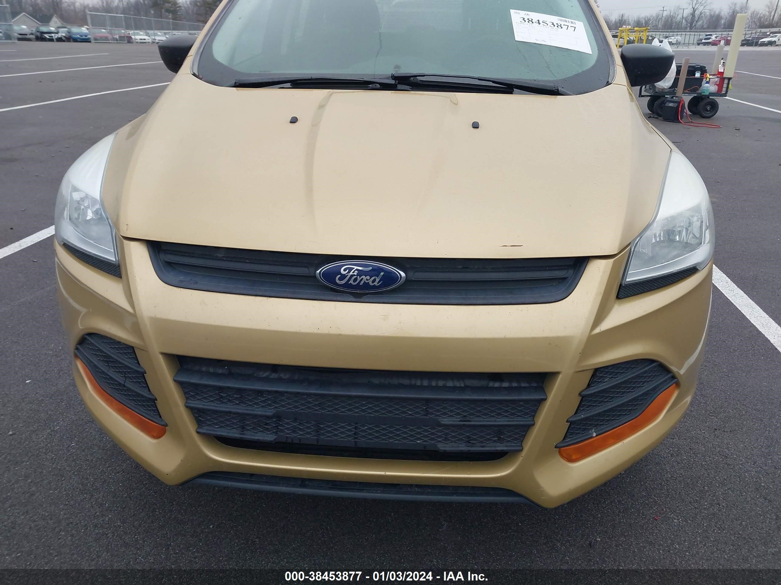 2014 Ford Escape S vin: 1FMCU0F75EUE49773