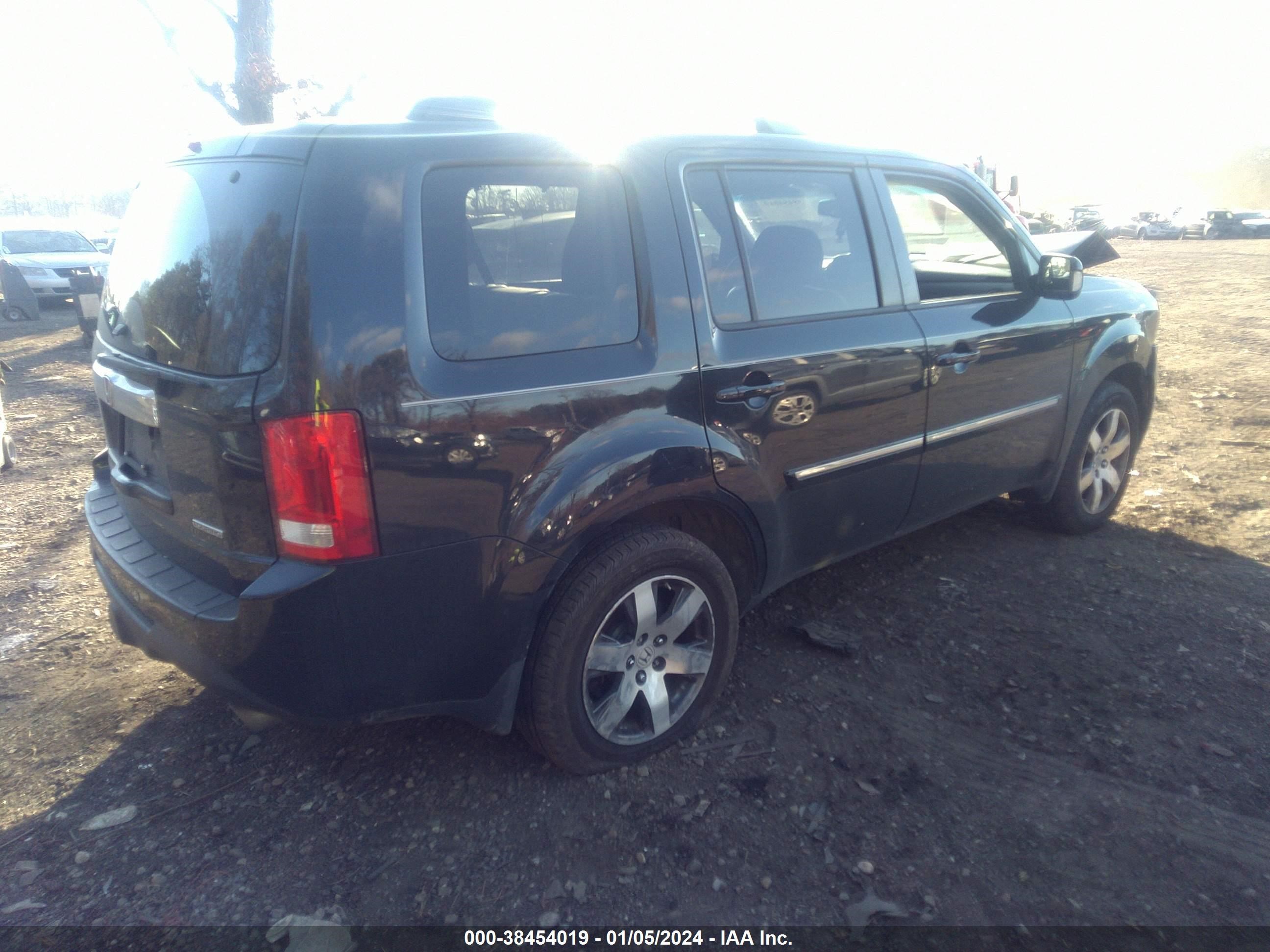 2012 Honda Pilot Touring vin: 5FNYF3H91CB028479