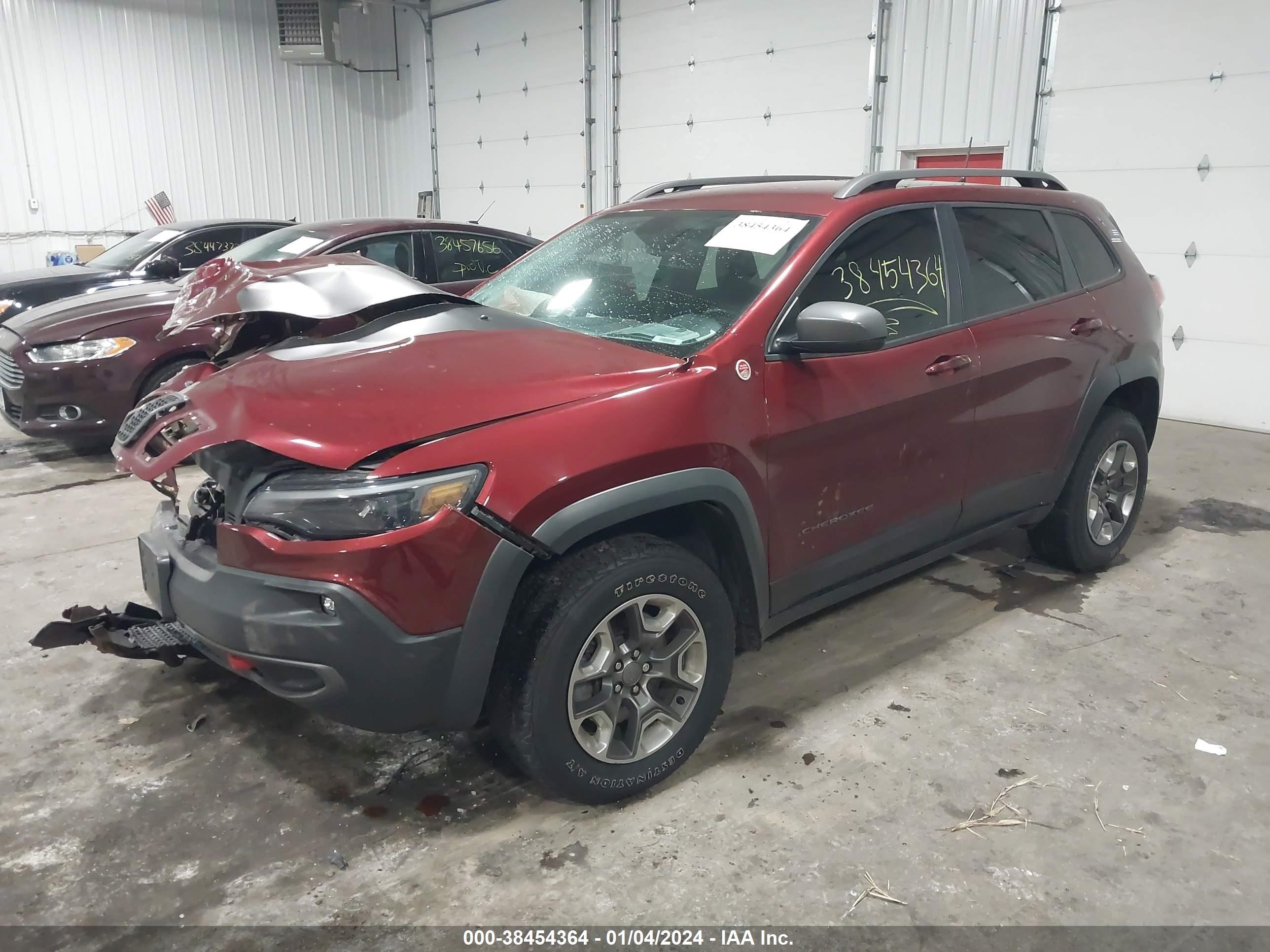 2019 Jeep Cherokee Trailhawk 4X4 vin: 1C4PJMBX5KD481694