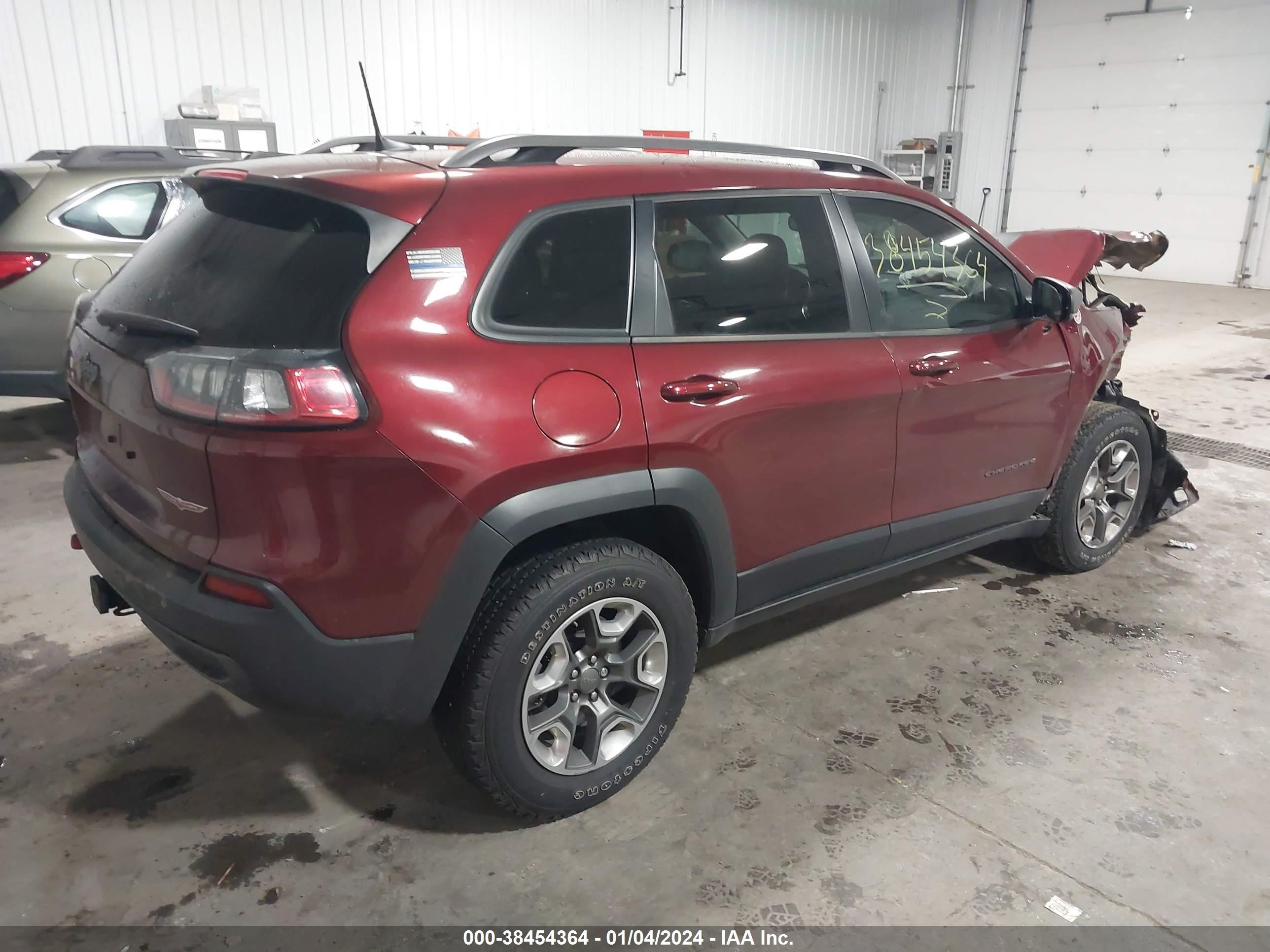 2019 Jeep Cherokee Trailhawk 4X4 vin: 1C4PJMBX5KD481694