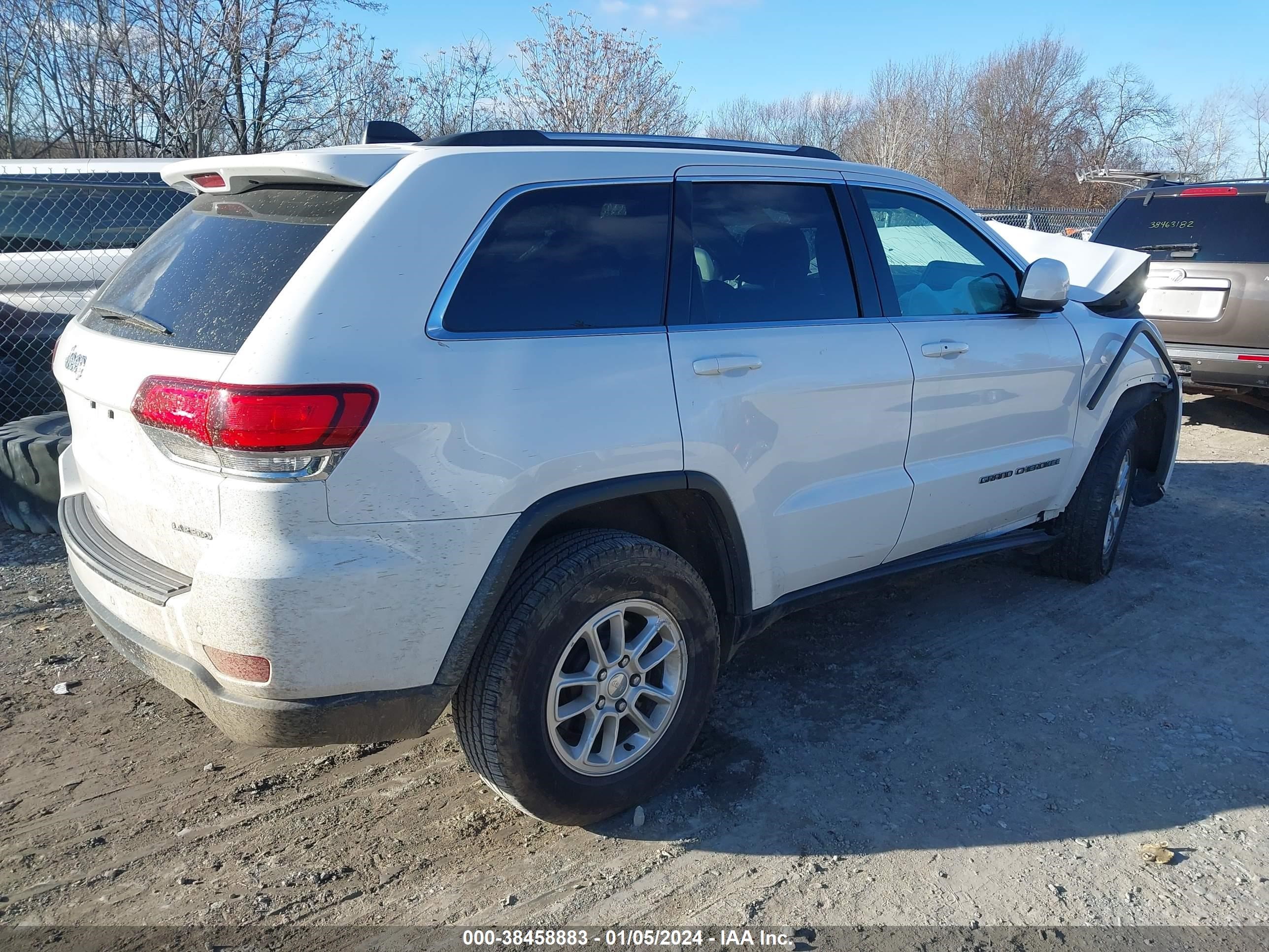 2020 Jeep Grand Cherokee Laredo E 4X4 vin: 1C4RJFAG1LC209351