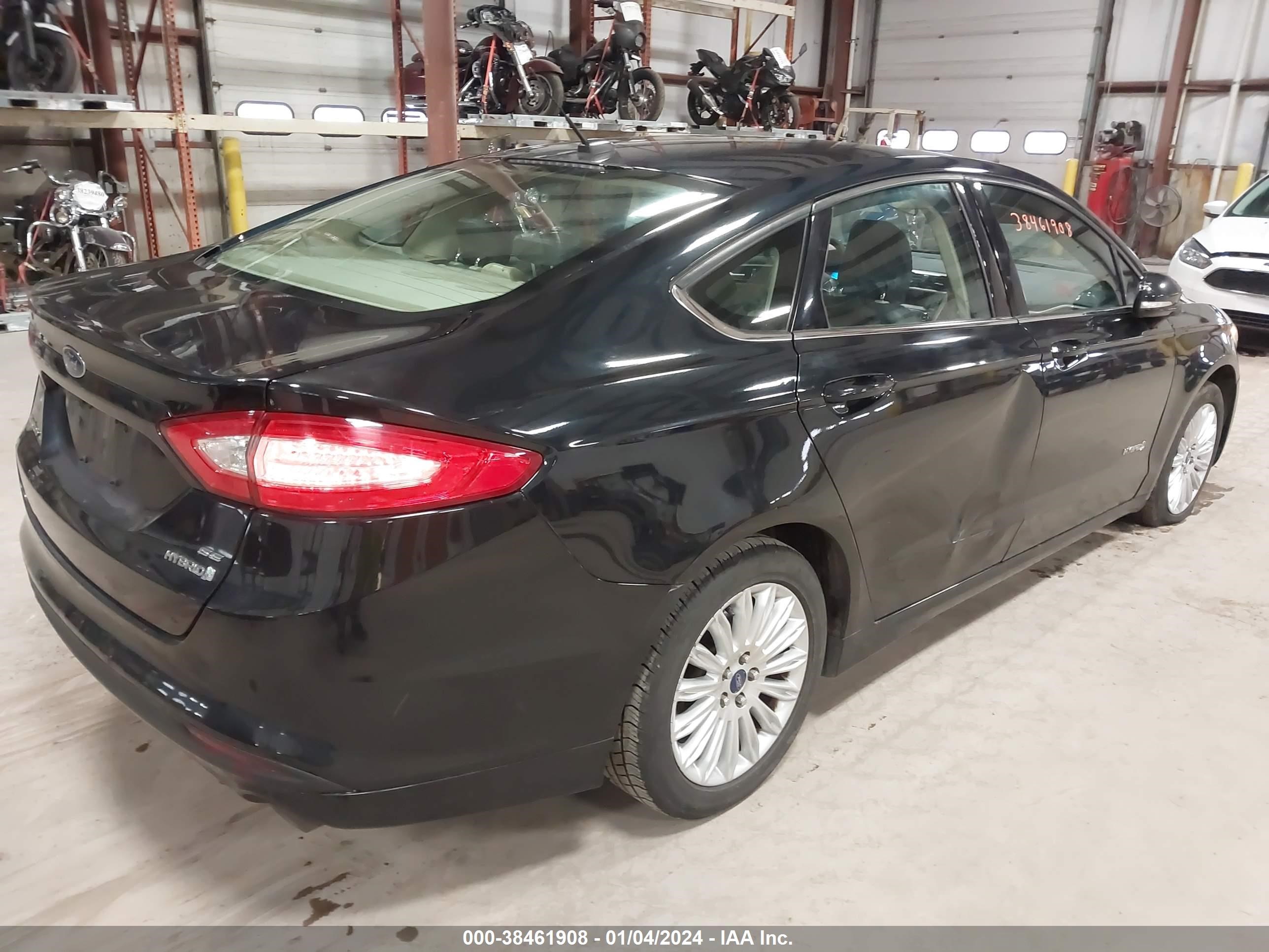 2014 Ford Fusion Hybrid Se vin: 3FA6P0LU8ER305103