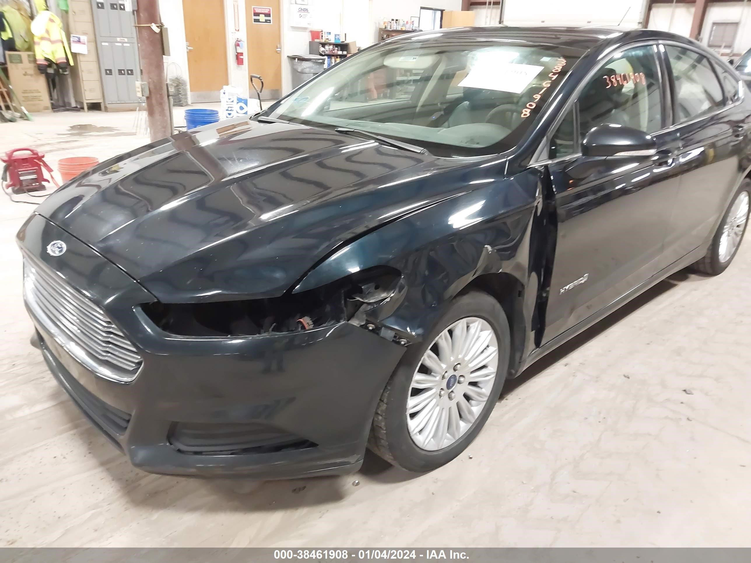 2014 Ford Fusion Hybrid Se vin: 3FA6P0LU8ER305103