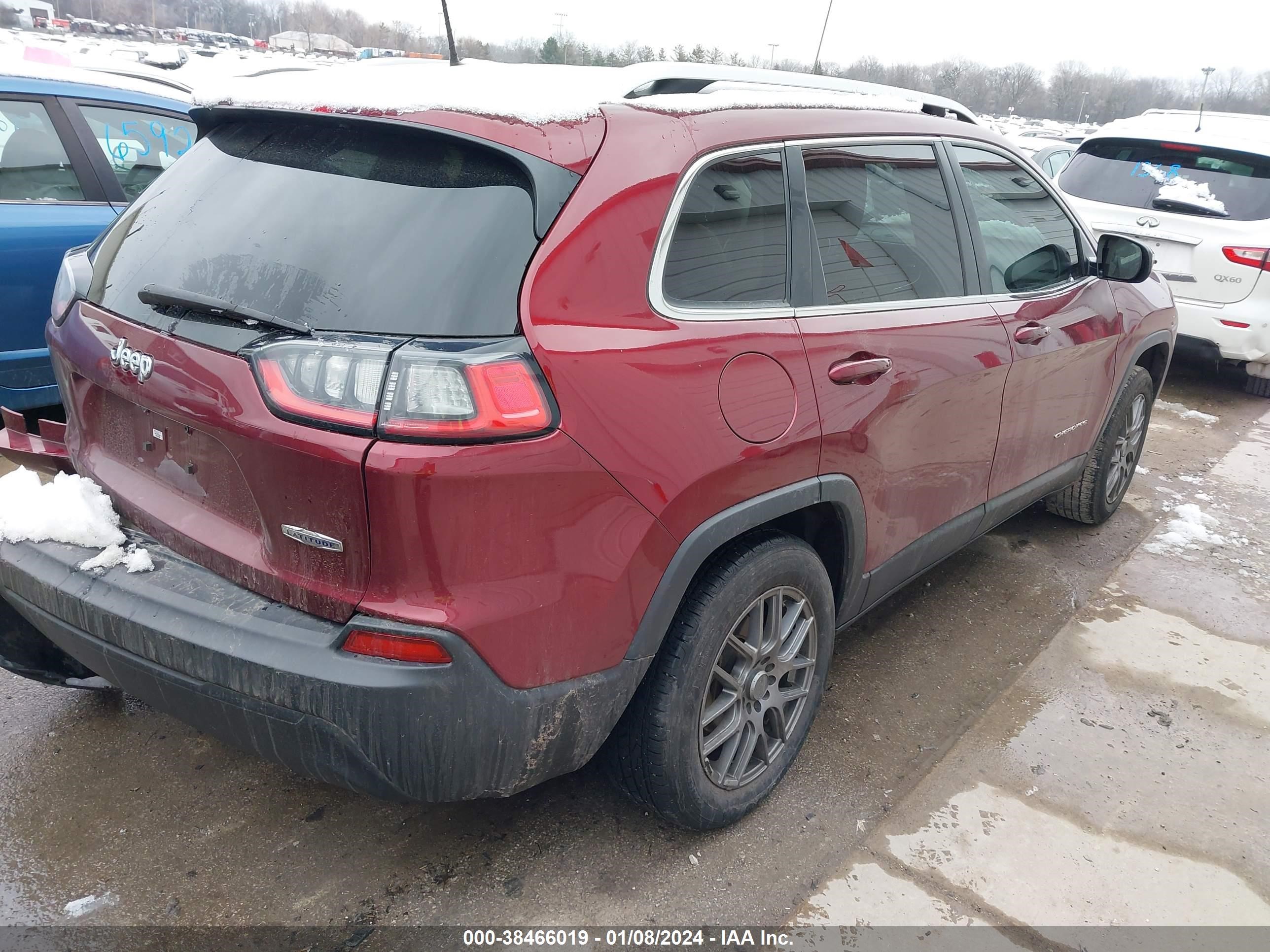 2019 Jeep Cherokee Latitude Fwd vin: 1C4PJLCB4KD153471