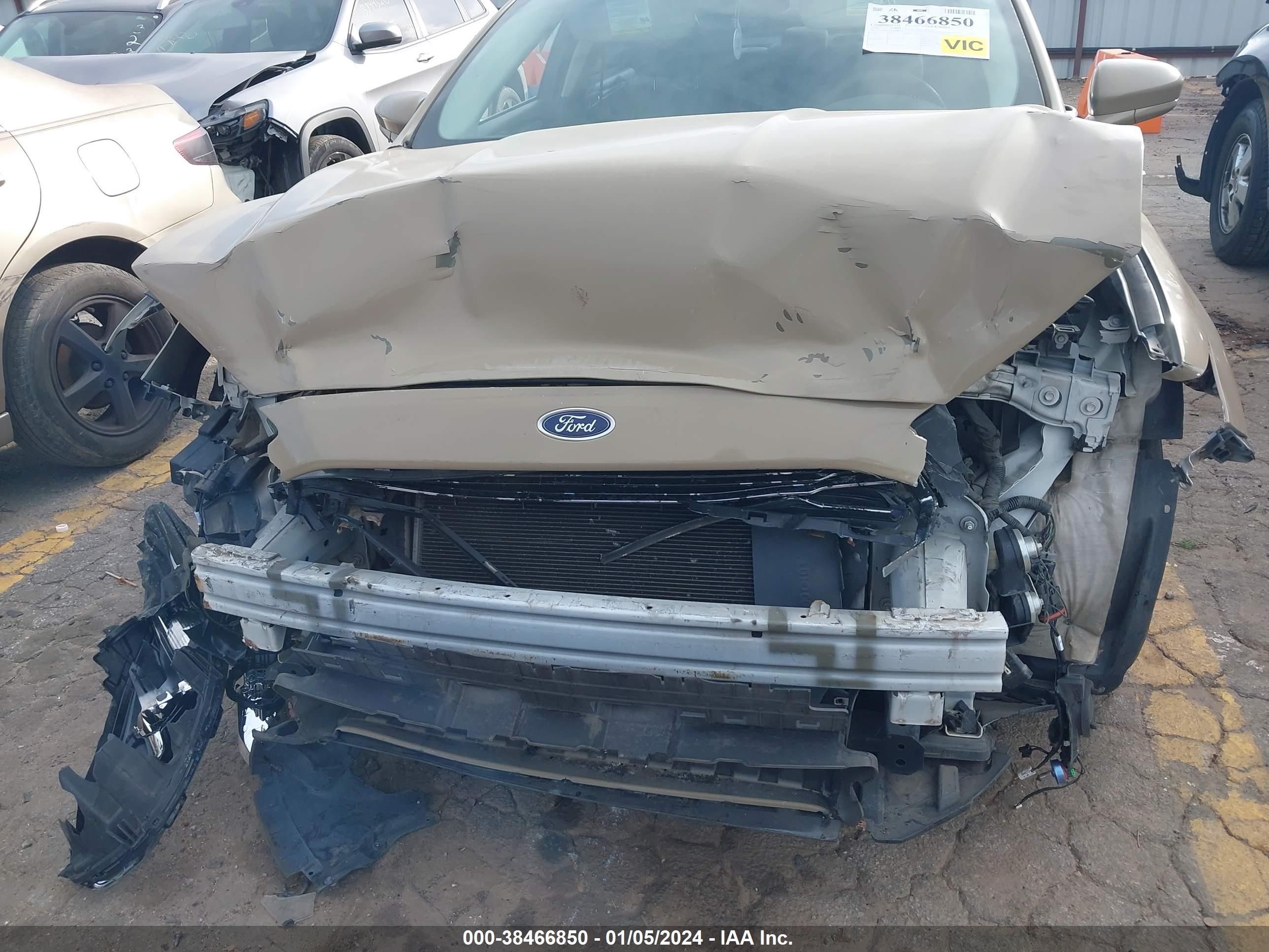 2014 Ford Fusion S vin: 3FA6P0G78ER398337