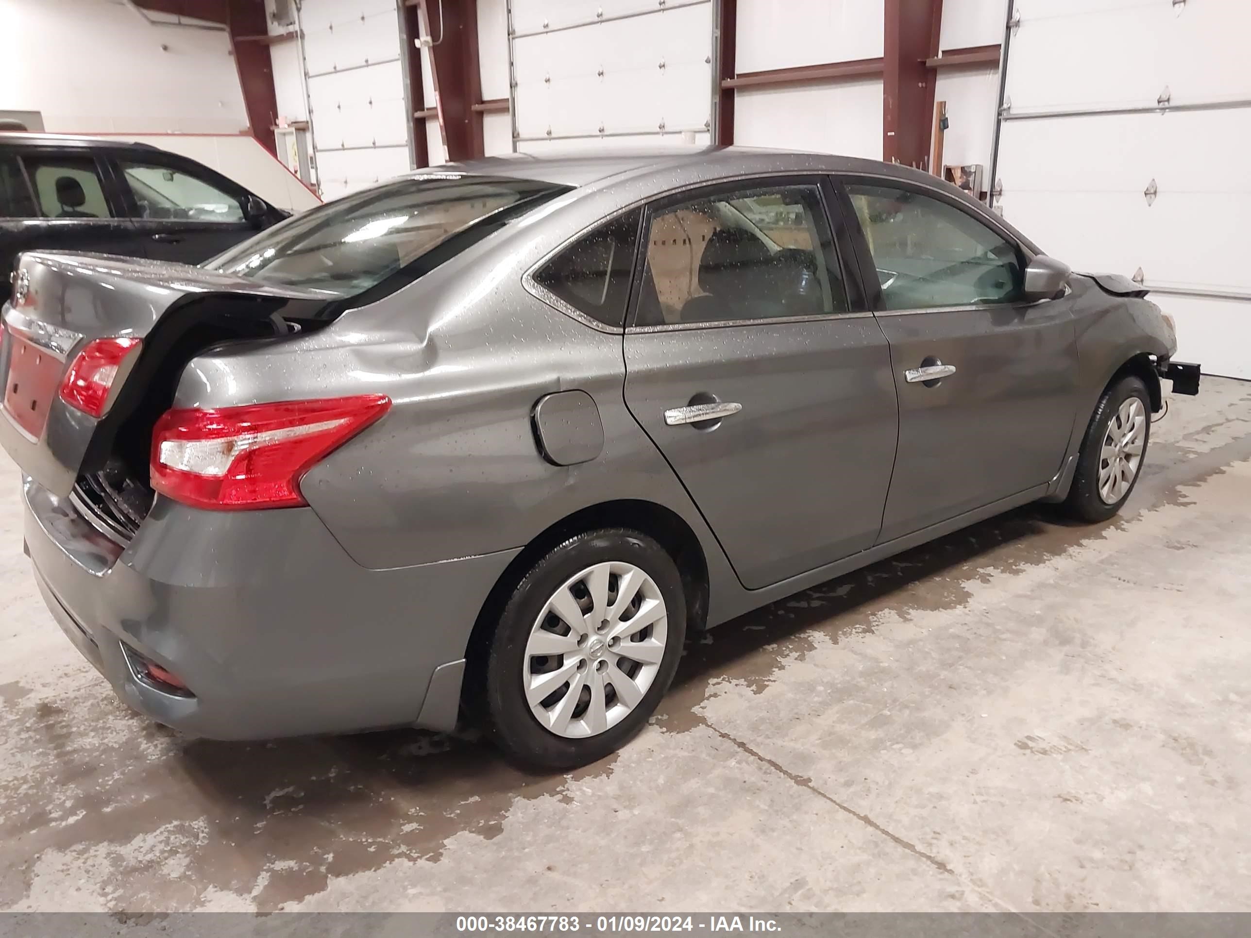 2018 Nissan Sentra S vin: 3N1AB7AP1JY337001