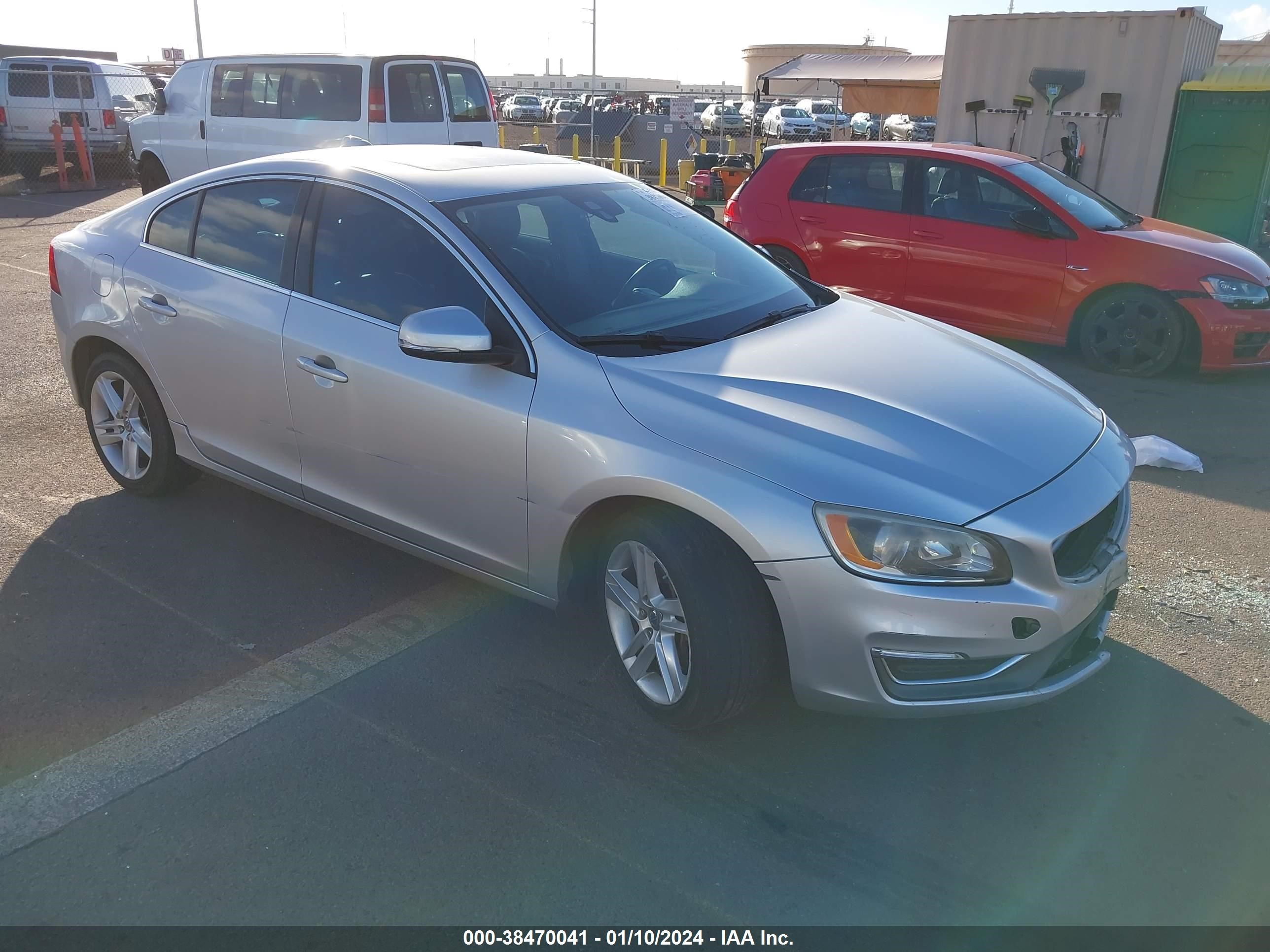 2014 Volvo S60 vin: YV1612FS3E1284375