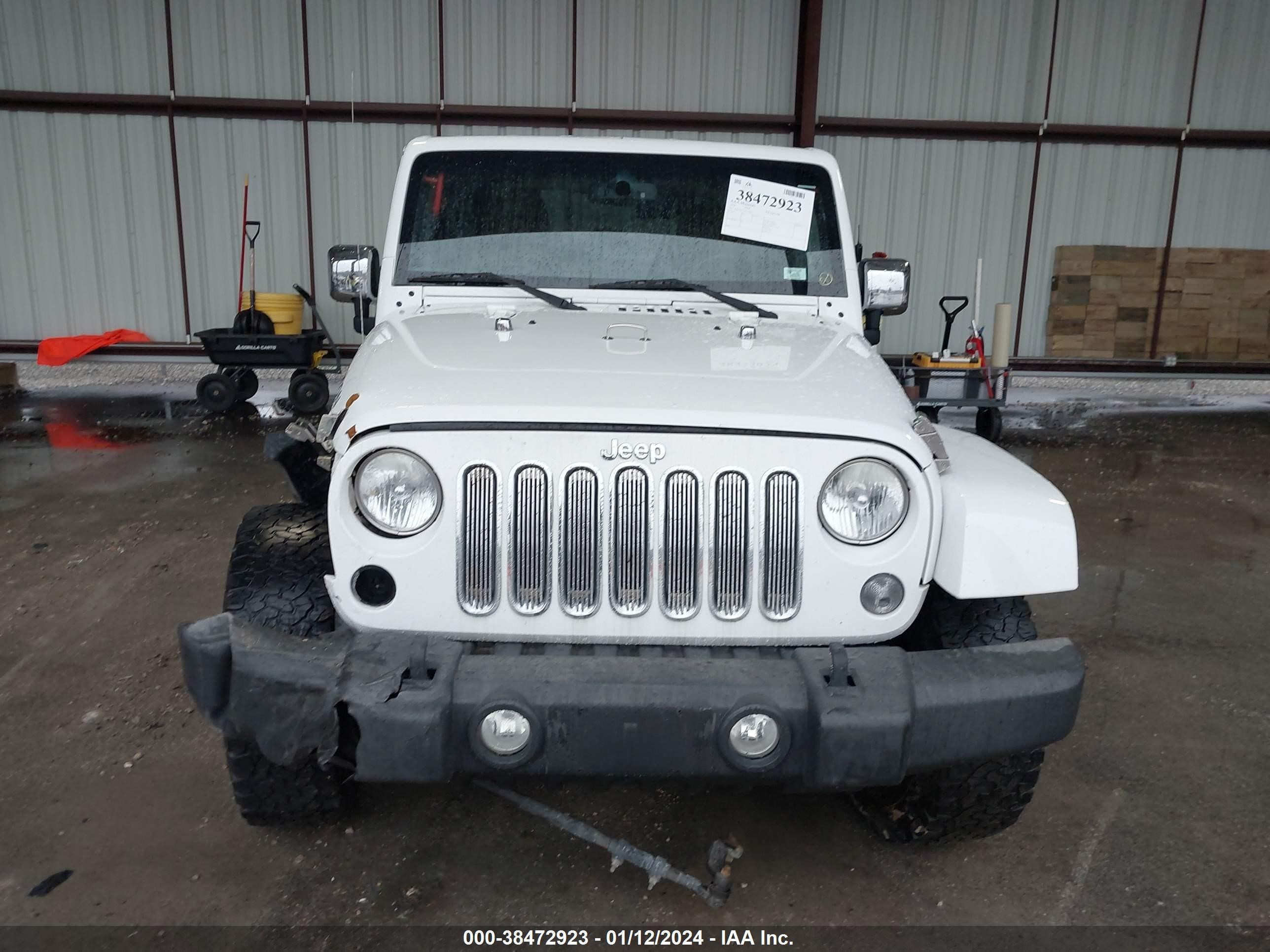 2014 Jeep Wrangler Rubicon vin: 1C4BJWCG3EL143855