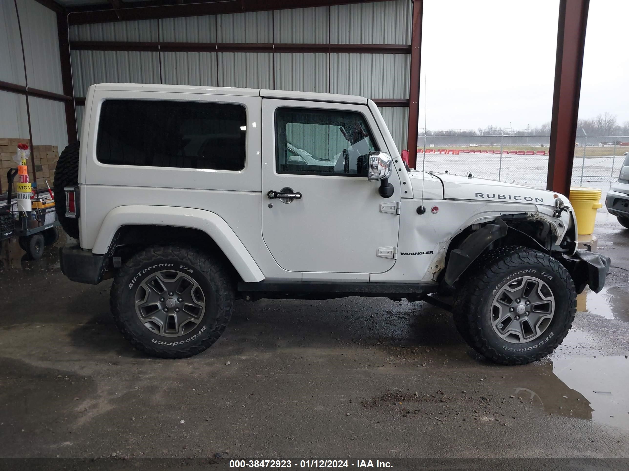 2014 Jeep Wrangler Rubicon vin: 1C4BJWCG3EL143855