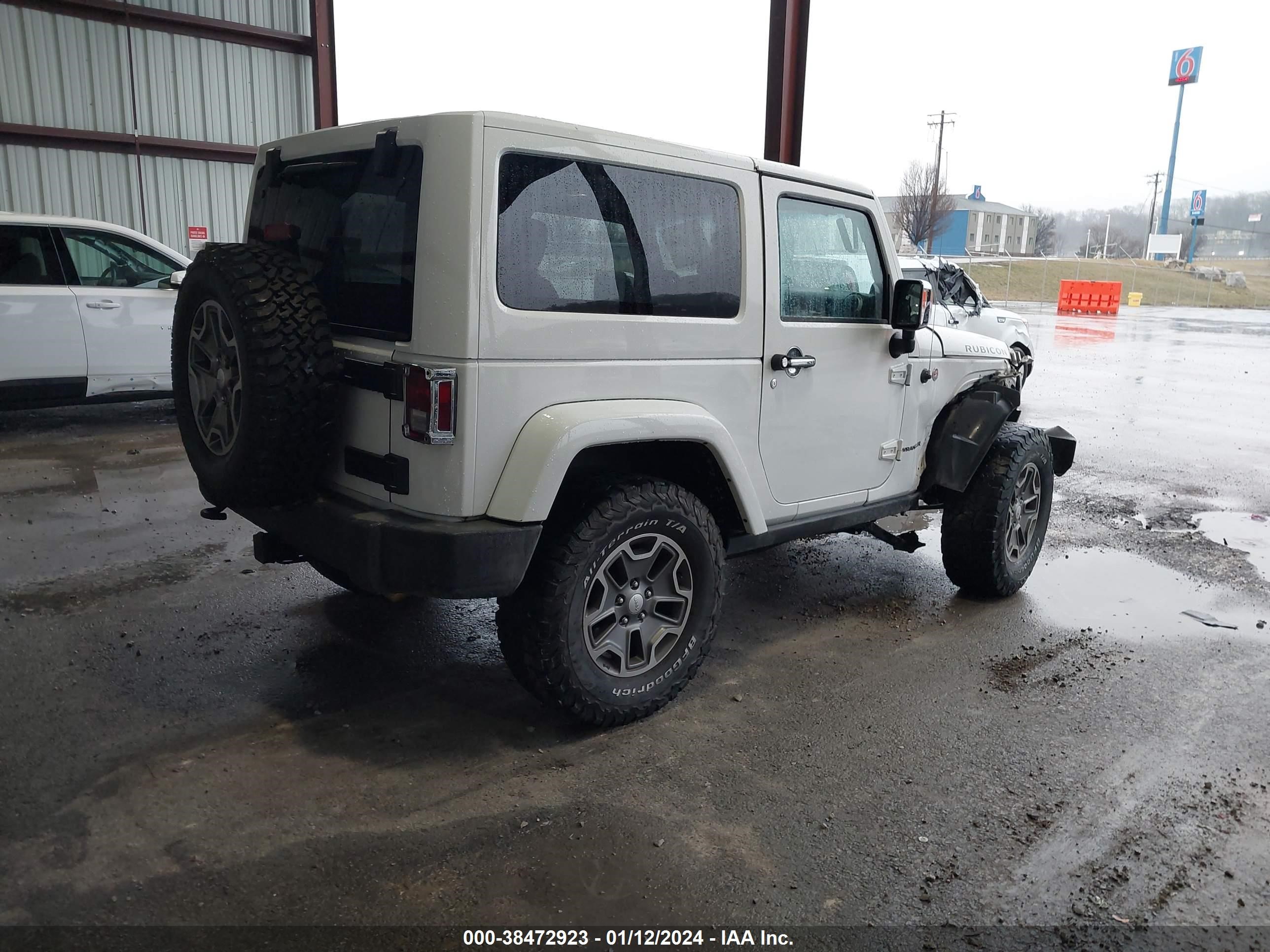 2014 Jeep Wrangler Rubicon vin: 1C4BJWCG3EL143855