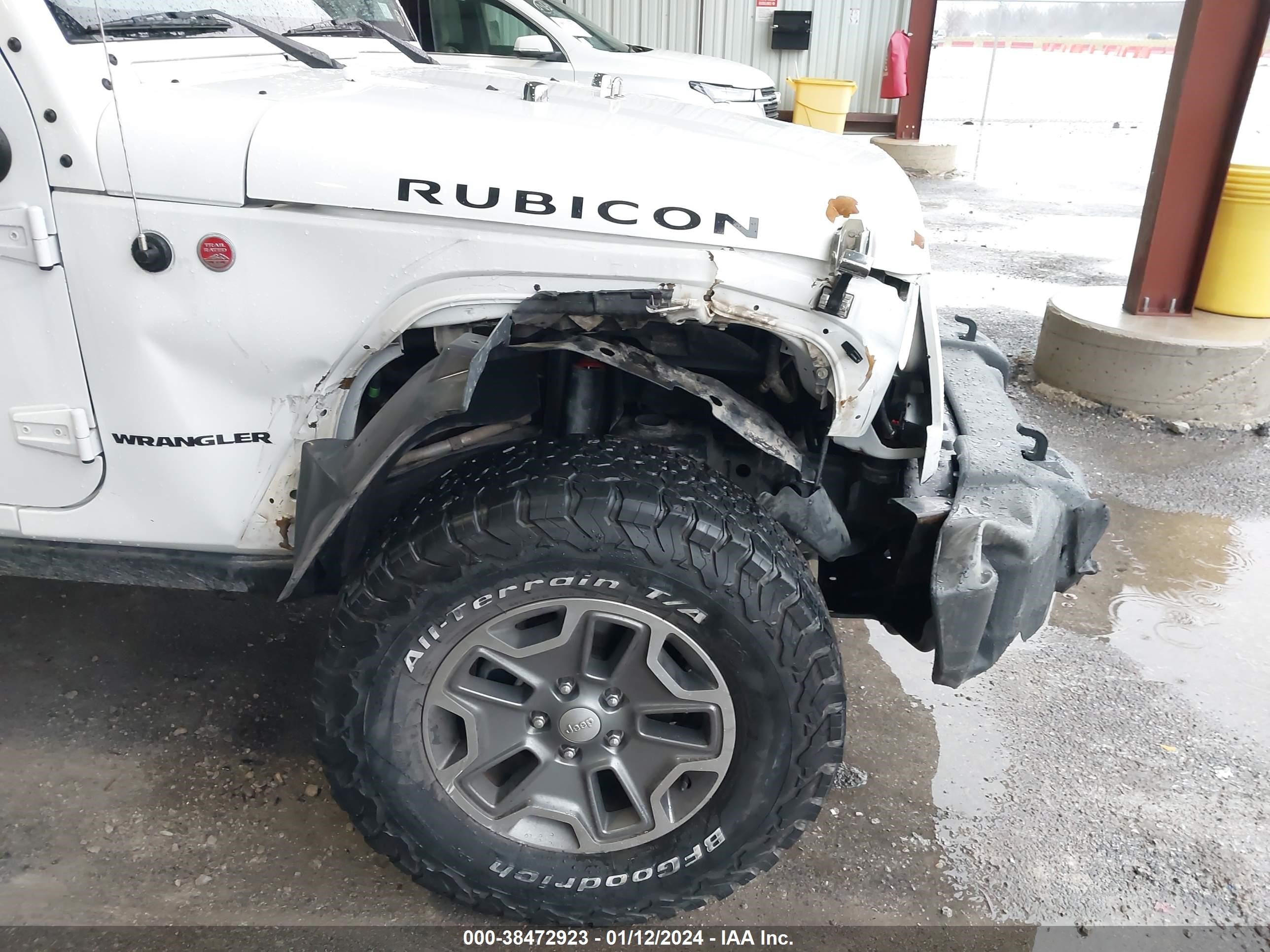 2014 Jeep Wrangler Rubicon vin: 1C4BJWCG3EL143855