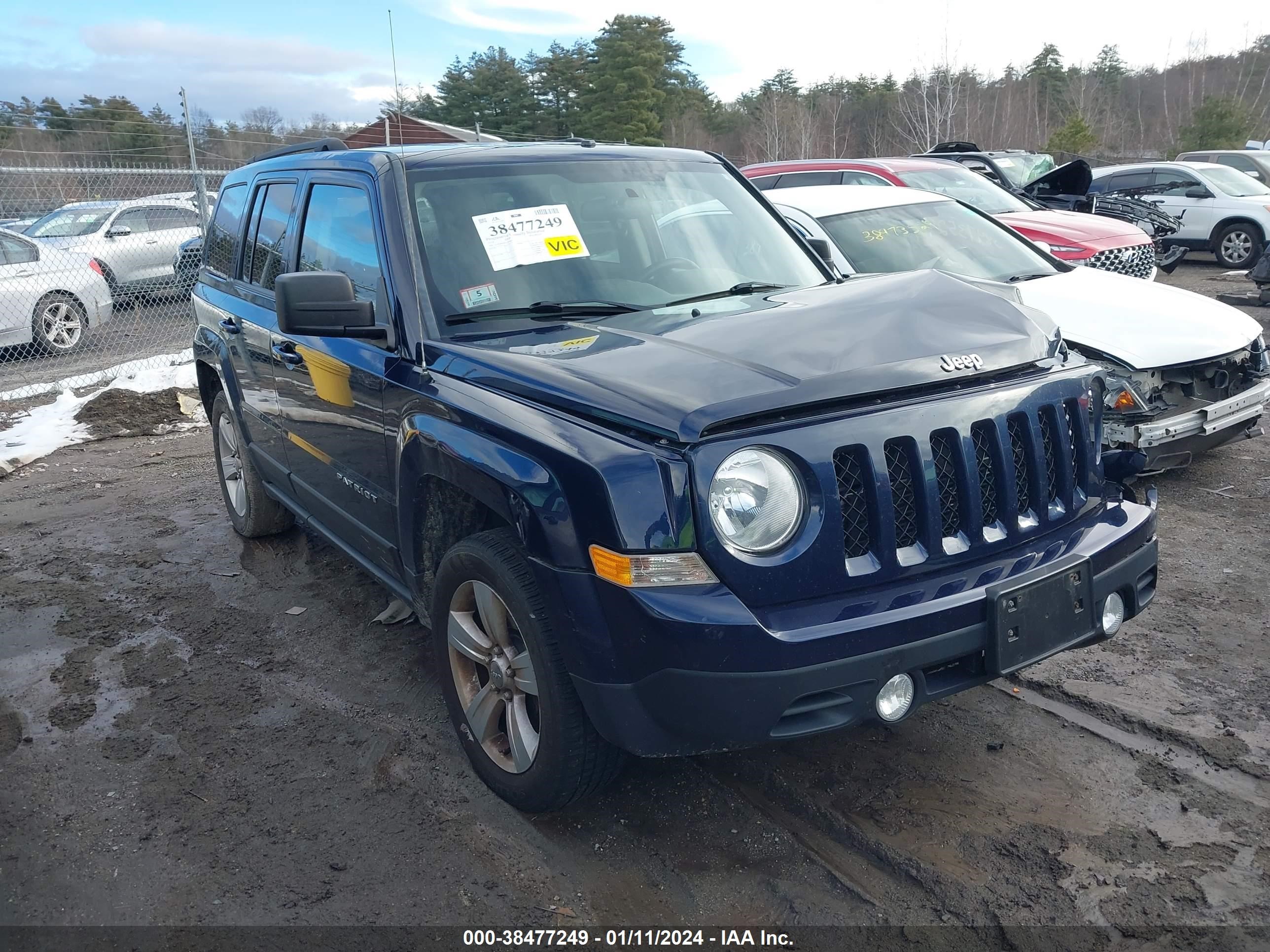 2014 Jeep Patriot Latitude vin: 1C4NJRFB5ED766533