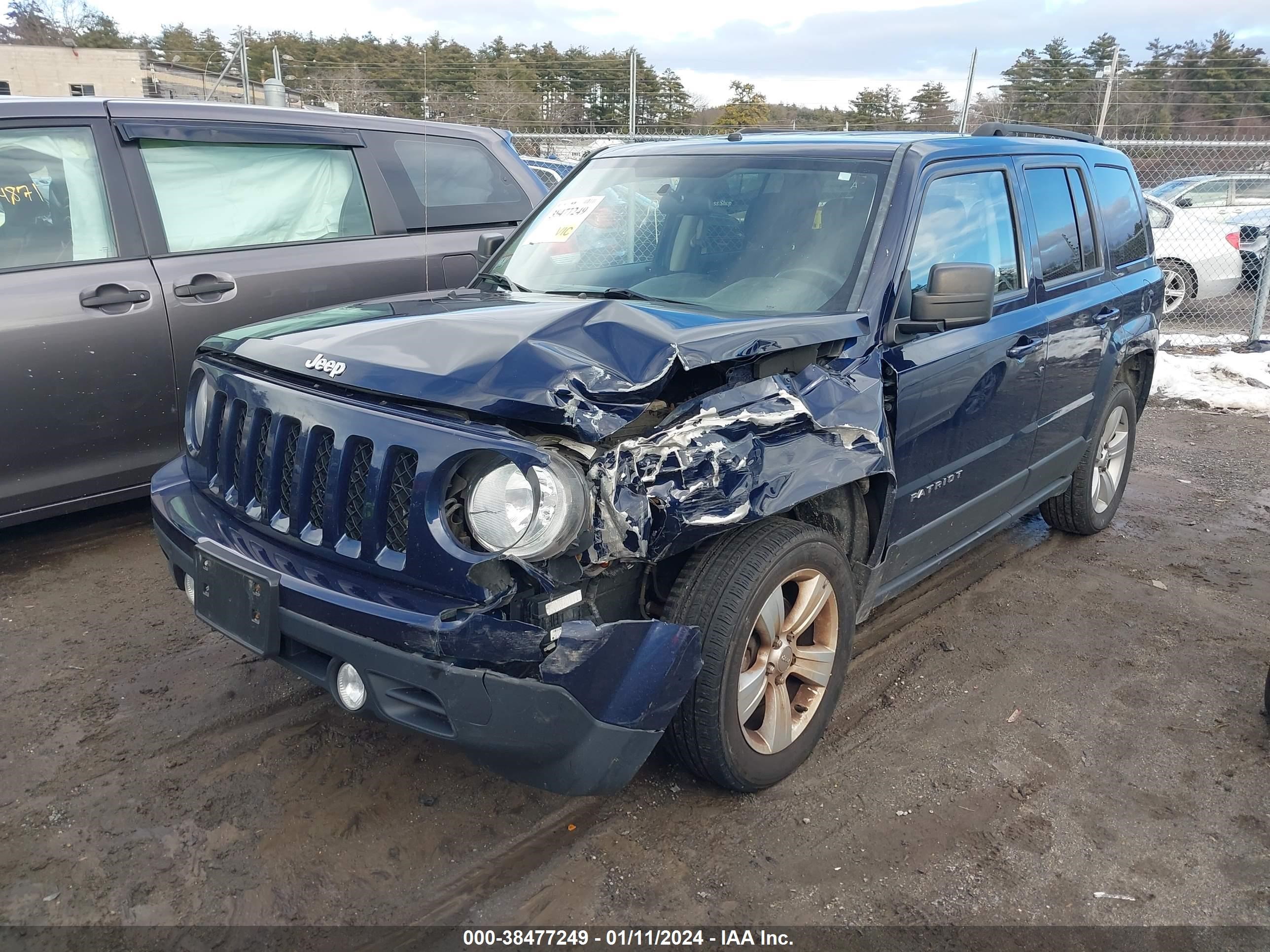 2014 Jeep Patriot Latitude vin: 1C4NJRFB5ED766533