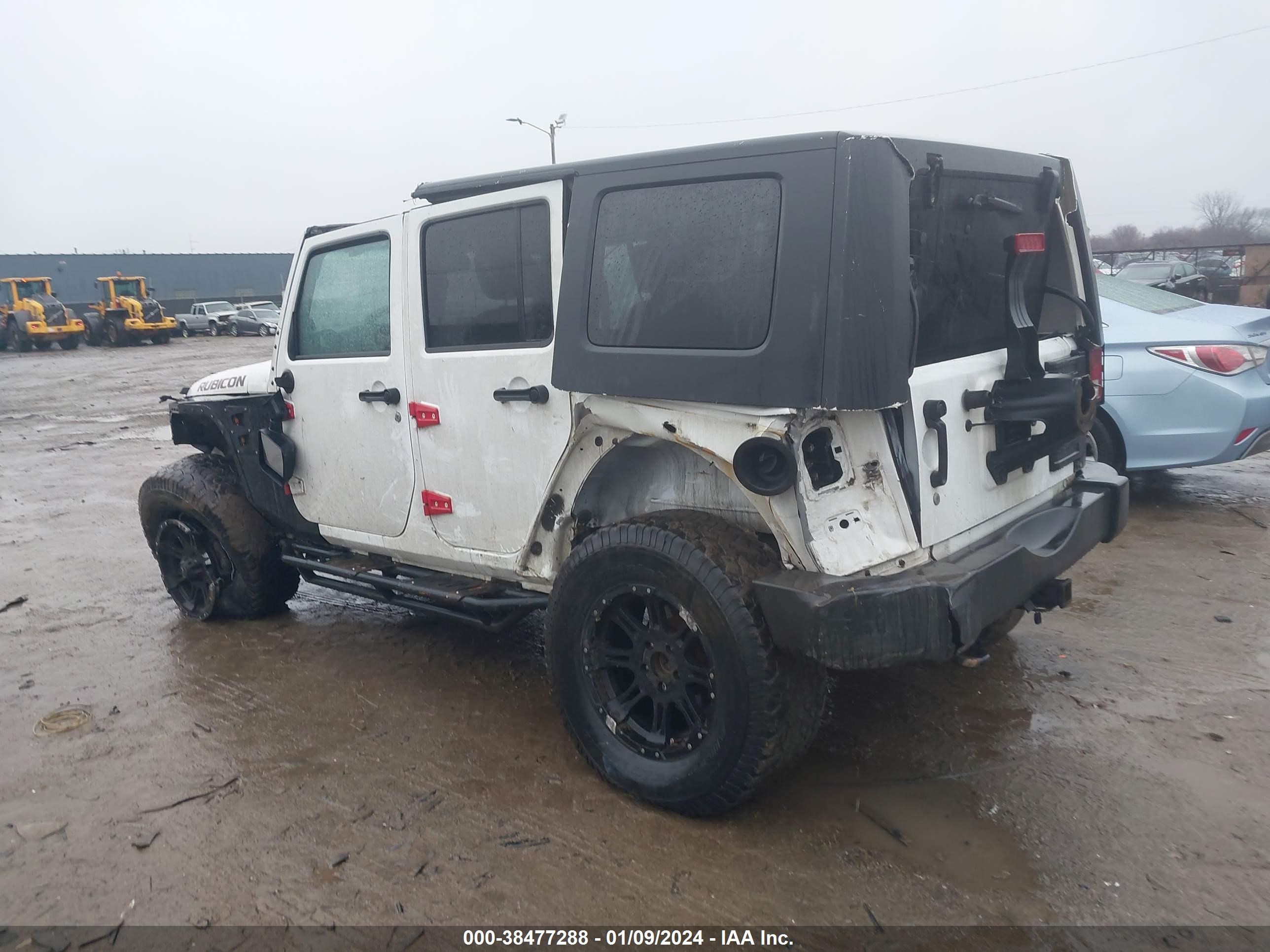 2013 Jeep Wrangler Unlimited Sport vin: 1C4HJWDGXDL686580