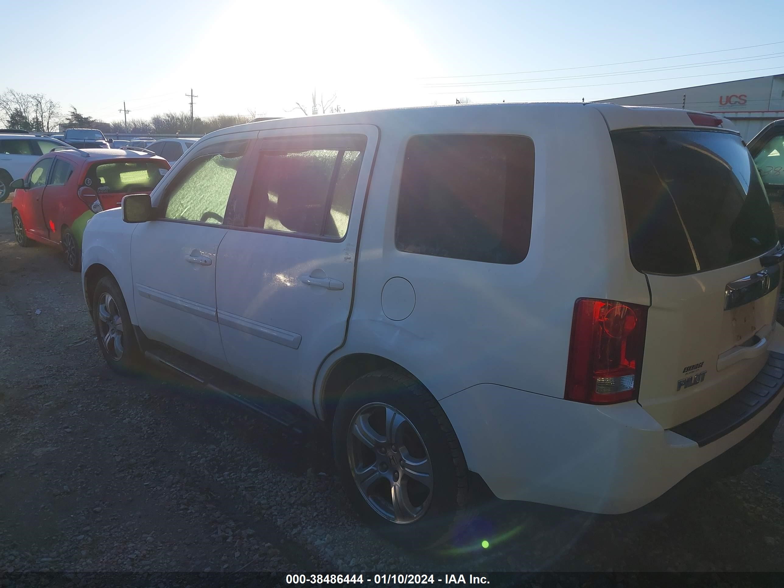 2013 Honda Pilot Ex-L vin: 5FNYF4H50DB021883