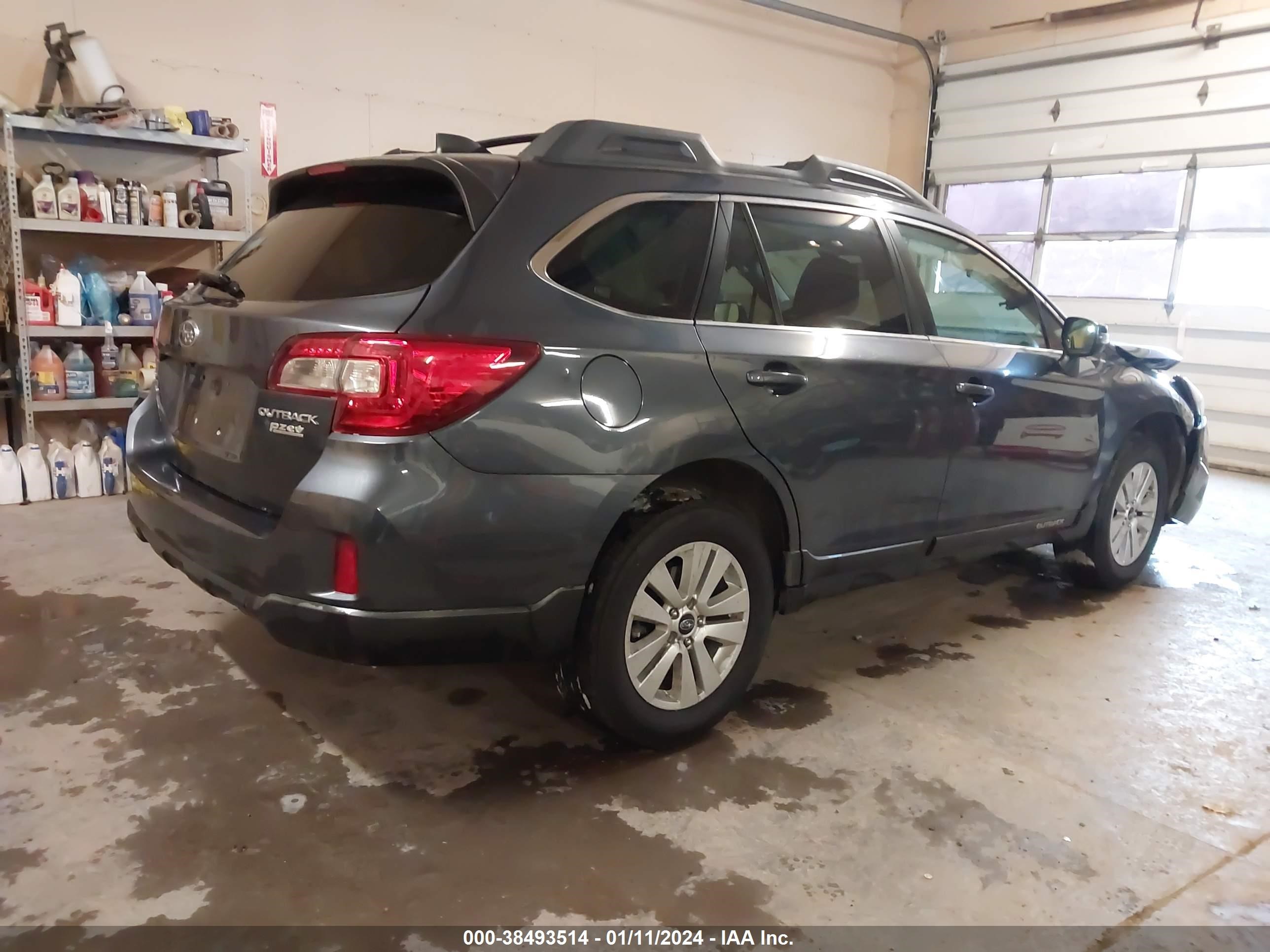 2017 Subaru Outback 2.5I Premium vin: 4S4BSAFC4H3264855