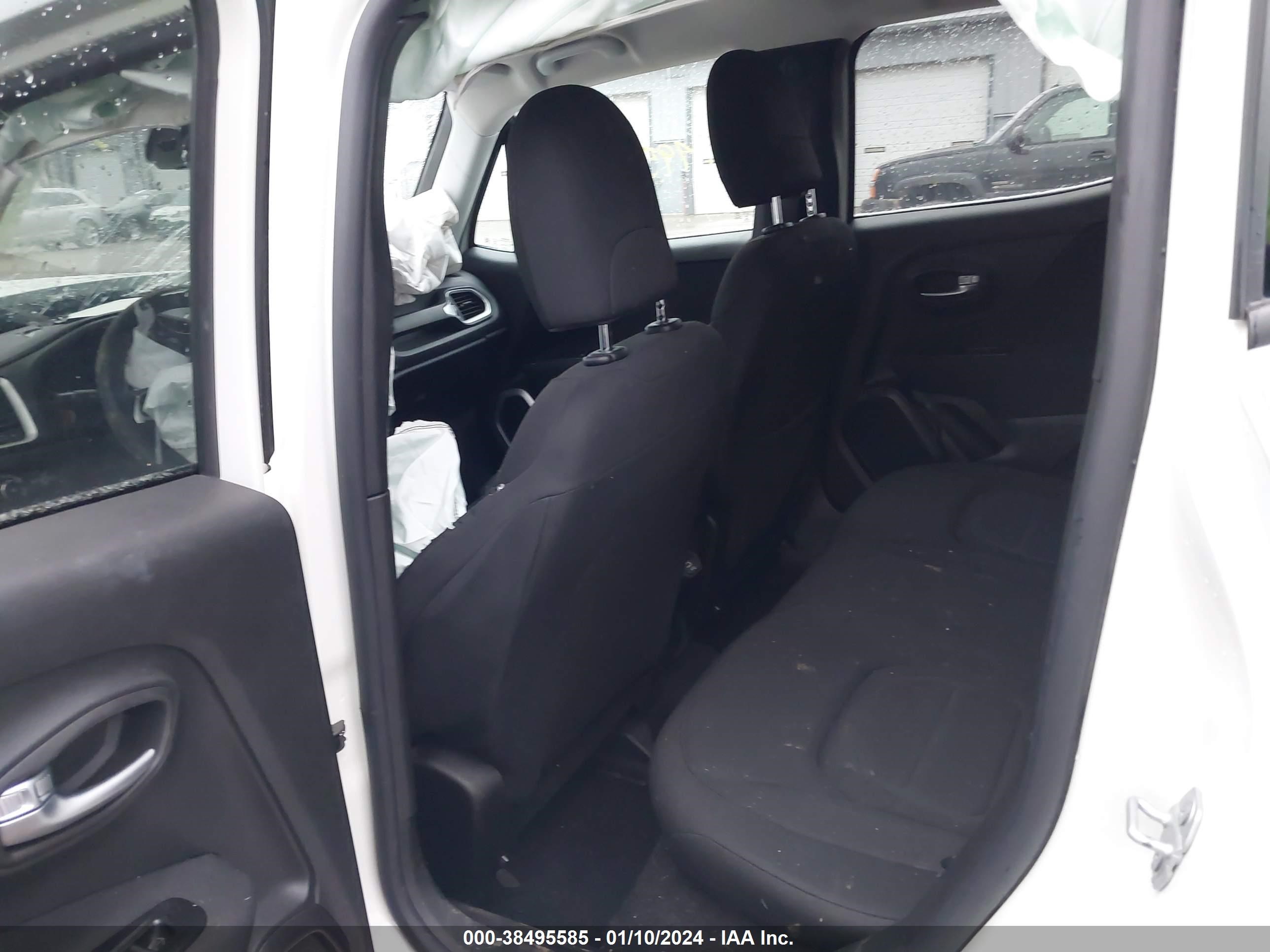 2020 Jeep Renegade Latitude Fwd vin: ZACNJABB8LPL08133