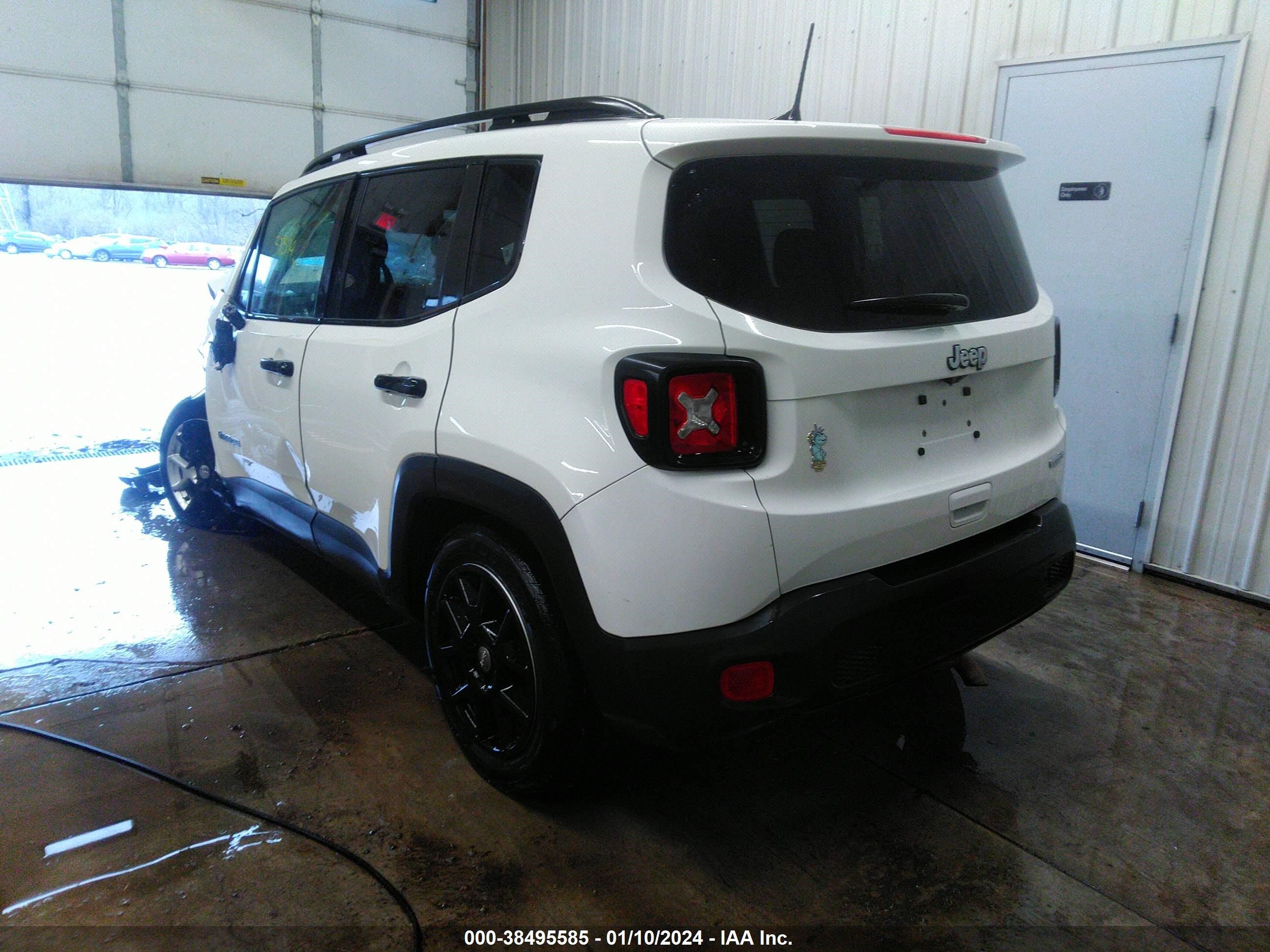 2020 Jeep Renegade Latitude Fwd vin: ZACNJABB8LPL08133