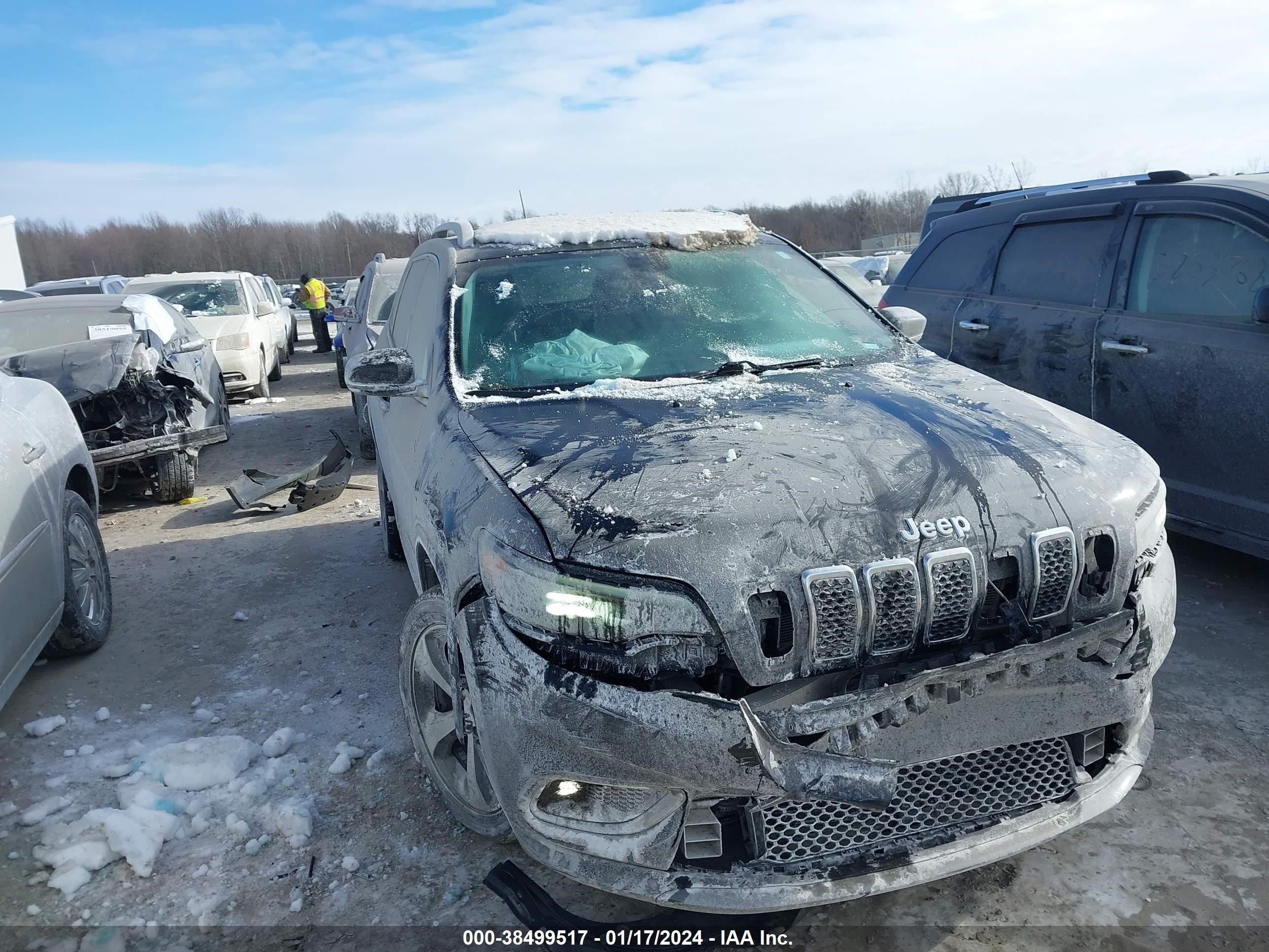 2019 Jeep Cherokee Limited Fwd vin: 1C4PJLDB3KD387311