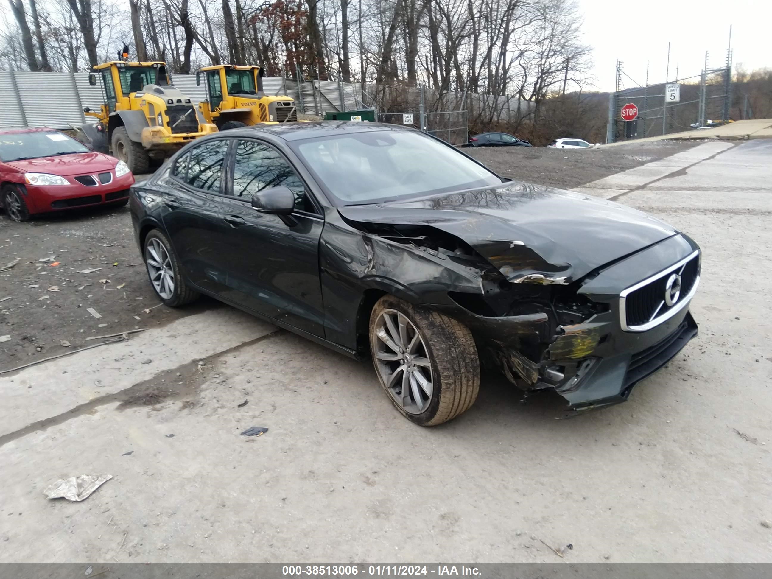 2020 Volvo S60 T6 Momentum vin: 7JRA22TK9LG057575