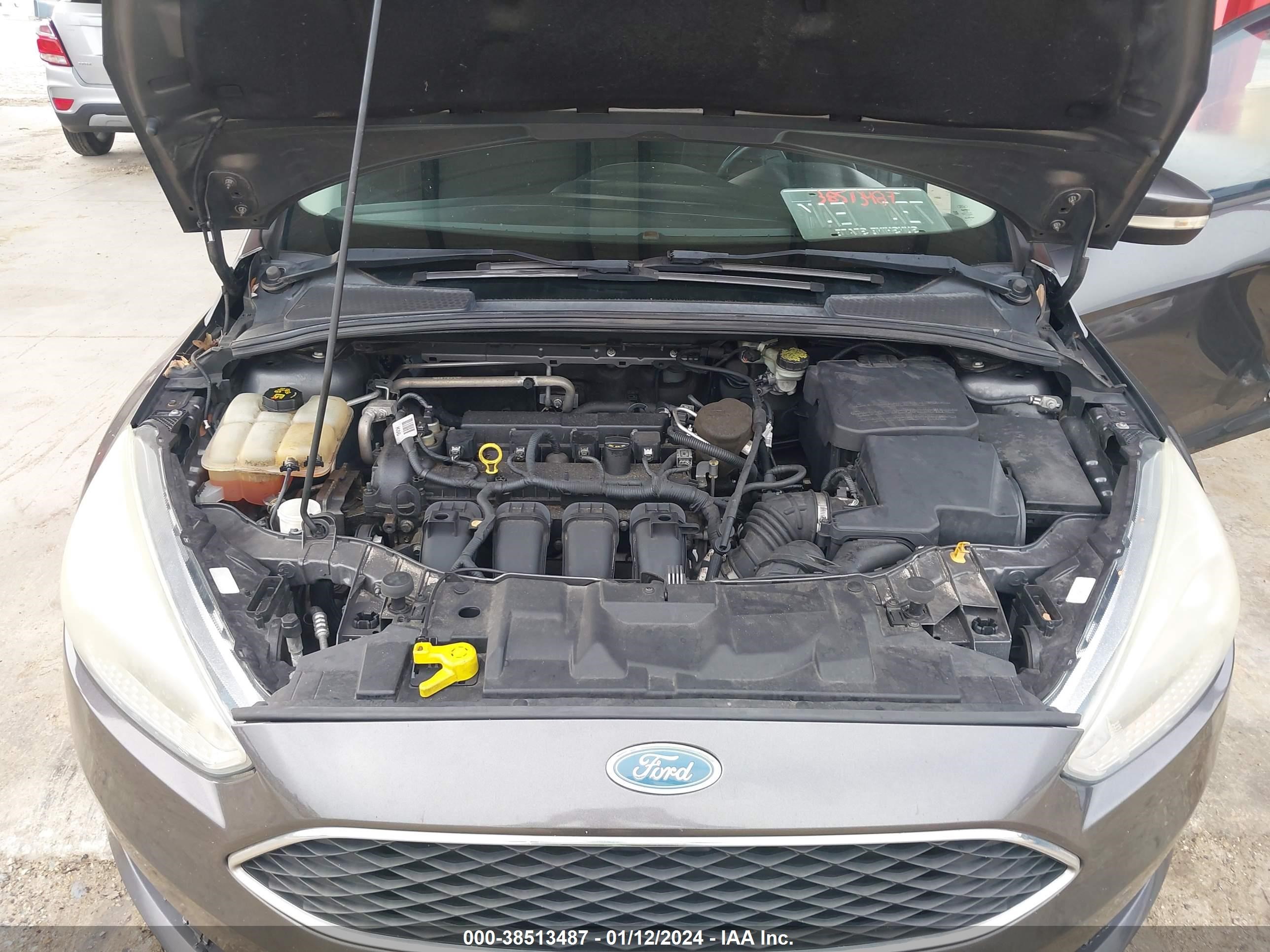 2015 Ford Focus Se vin: 1FADP3K22FL228124