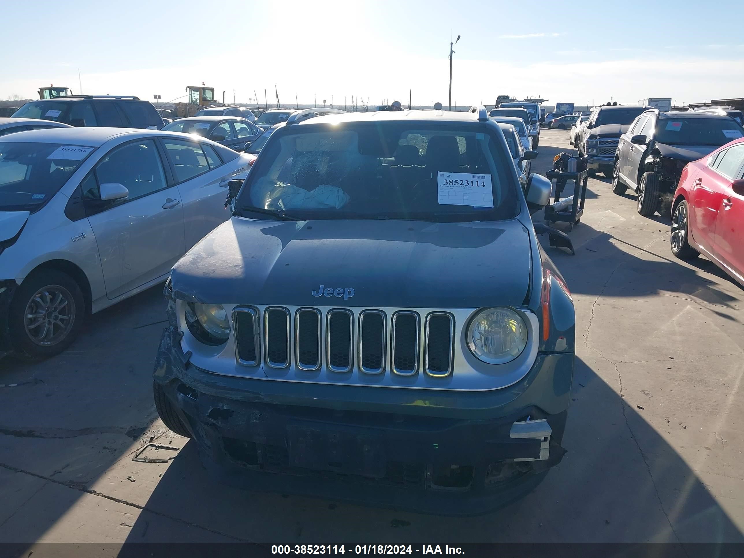 2018 Jeep Renegade Limited Fwd vin: ZACCJADB1JPH24285