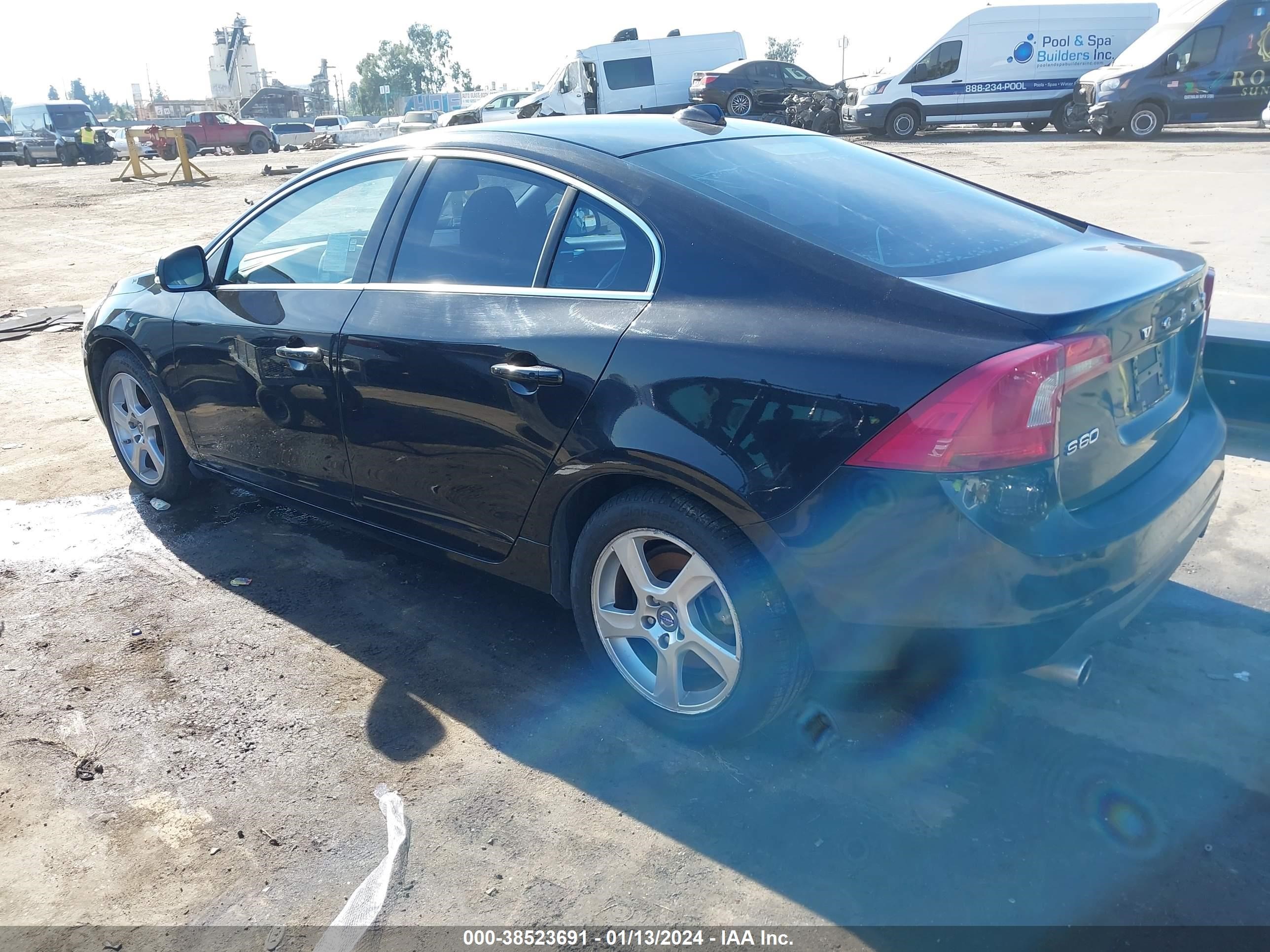 2013 Volvo S60 vin: YV1612FS5D2179913