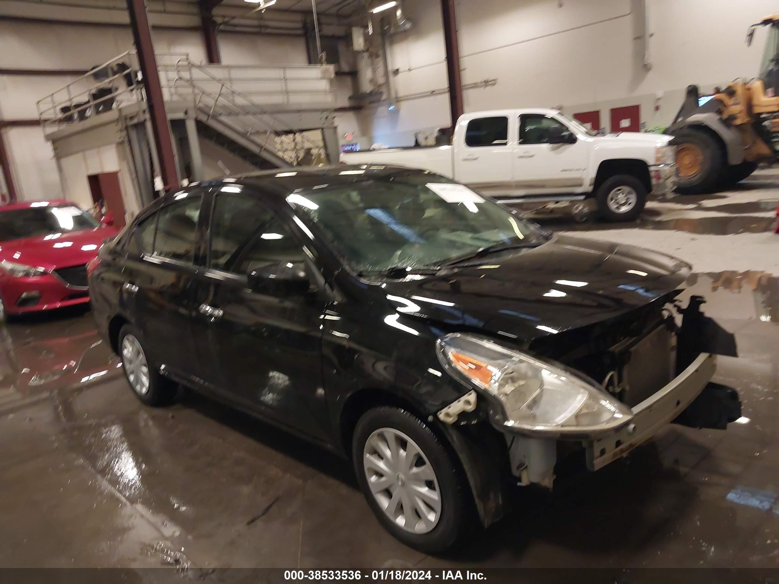 2018 Nissan Versa 1.6 Sv vin: 3N1CN7AP8JL885641