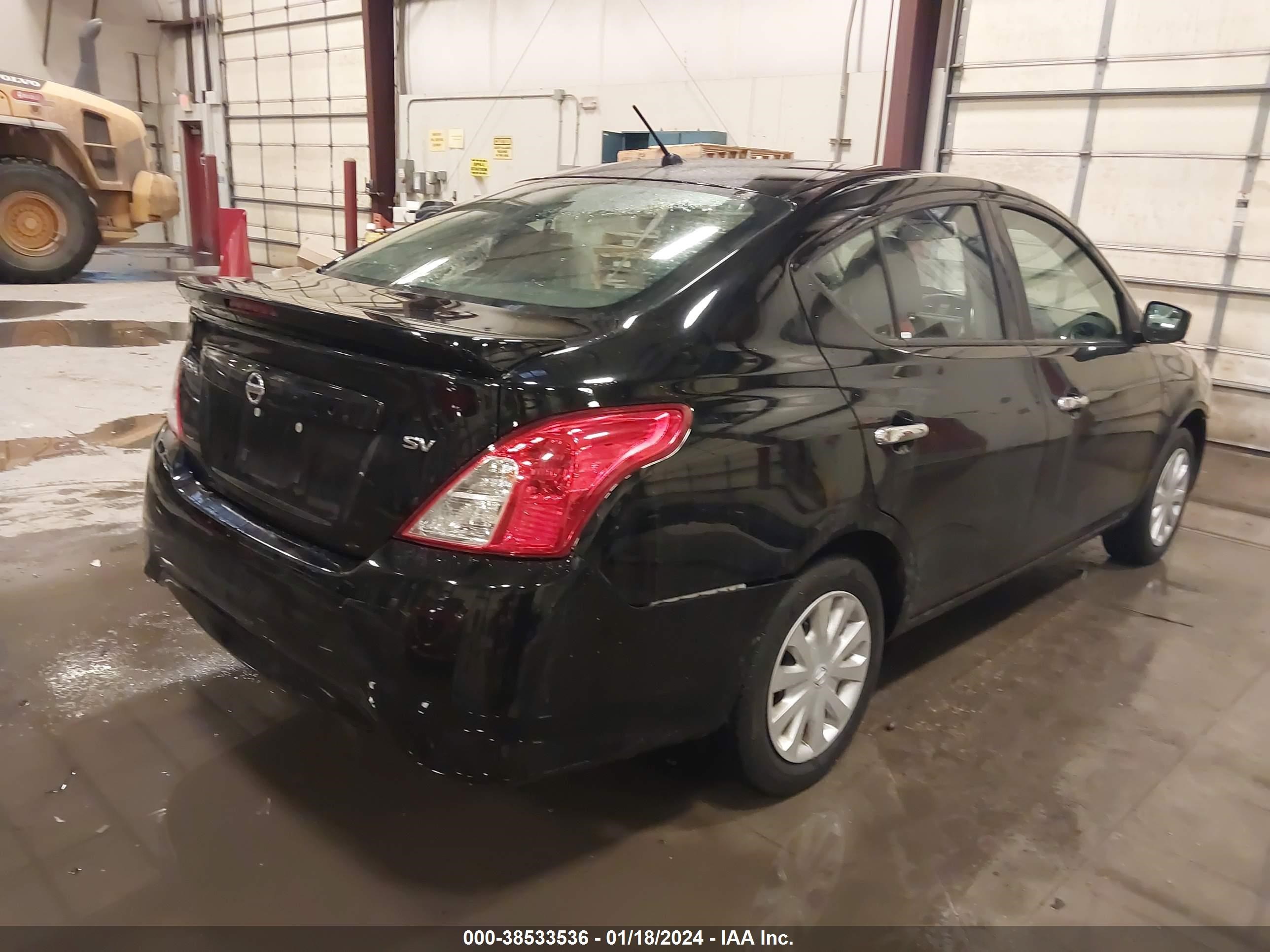 2018 Nissan Versa 1.6 Sv vin: 3N1CN7AP8JL885641