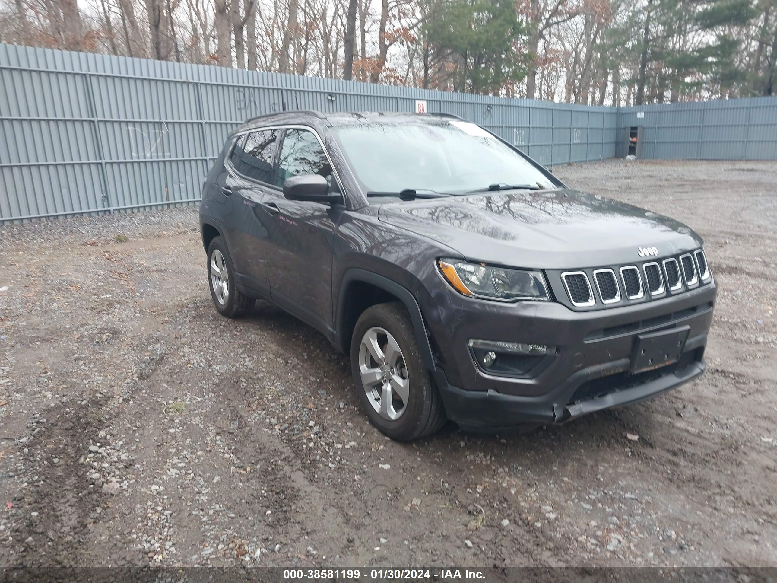 2020 Jeep Compass Latitude 4X4 vin: 3C4NJDBB9LT239658