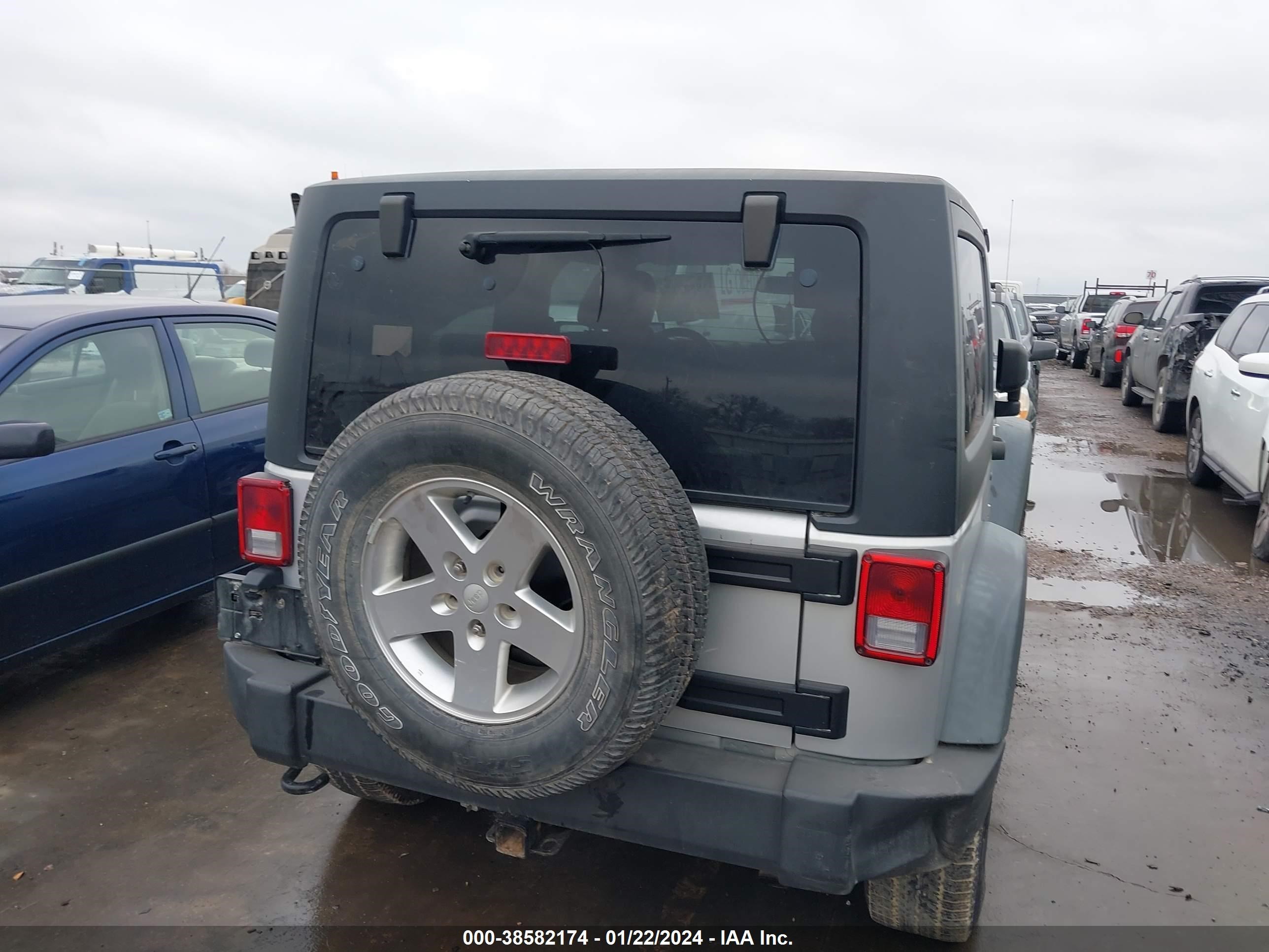 2012 Jeep Wrangler Sport vin: 1C4GJWAG1CL181882