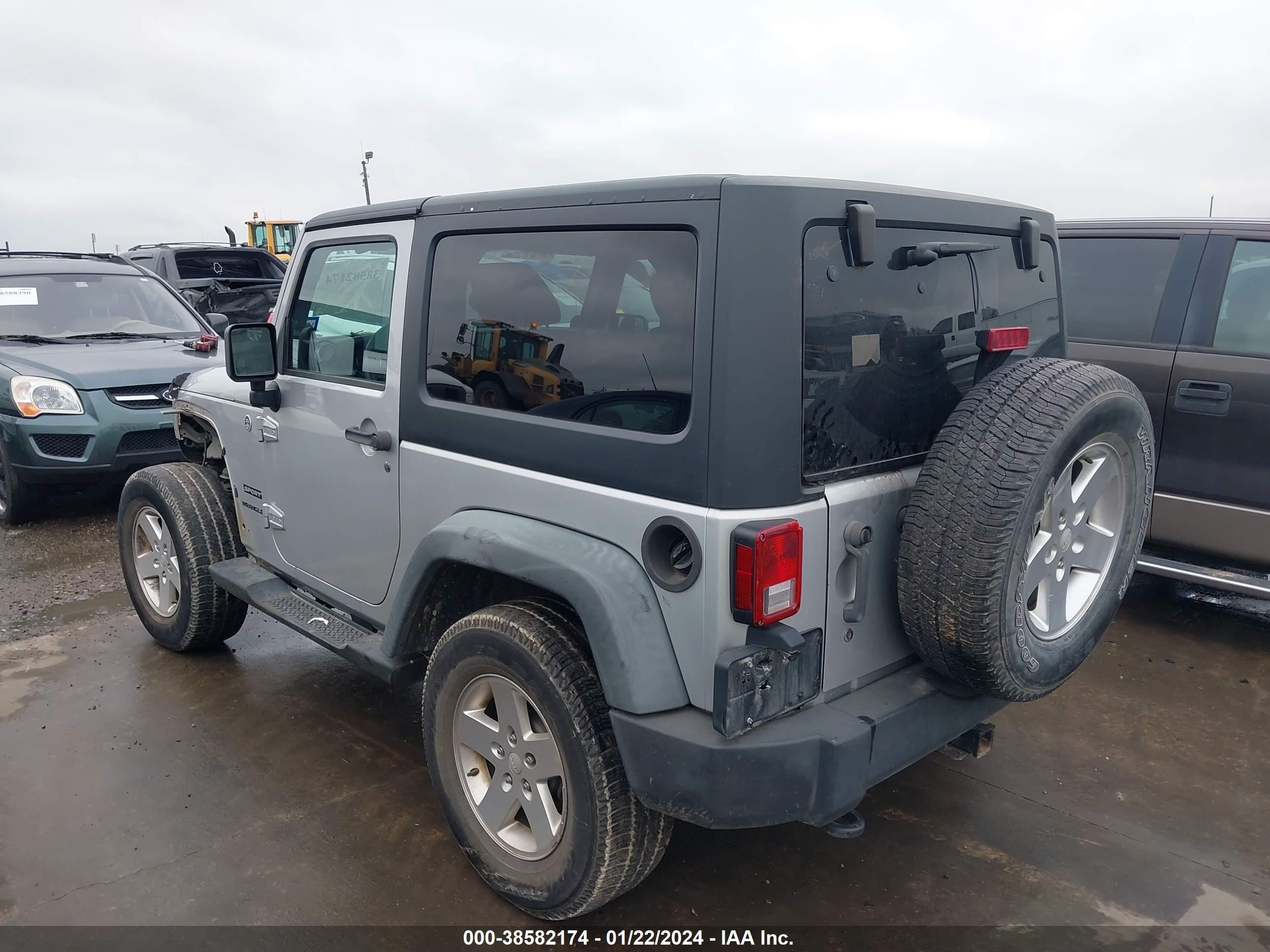 2012 Jeep Wrangler Sport vin: 1C4GJWAG1CL181882