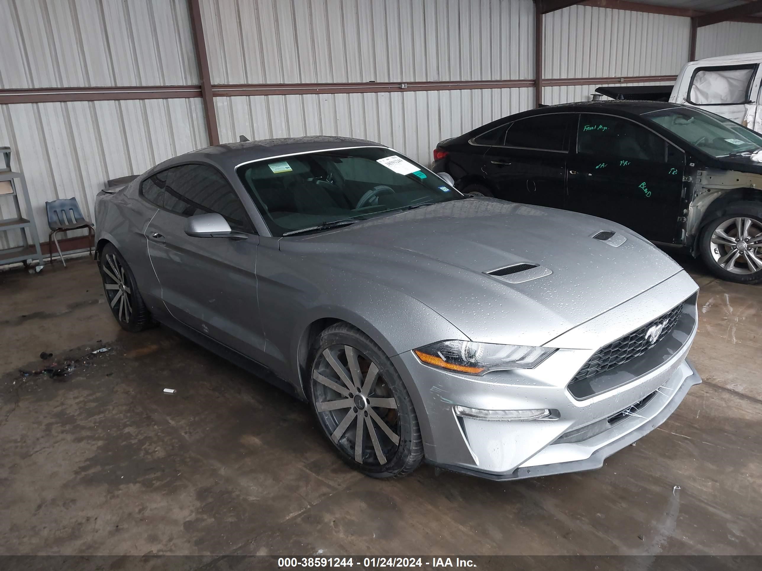 2020 Ford Mustang Ecoboost Fastback vin: 1FA6P8TH4L5142838