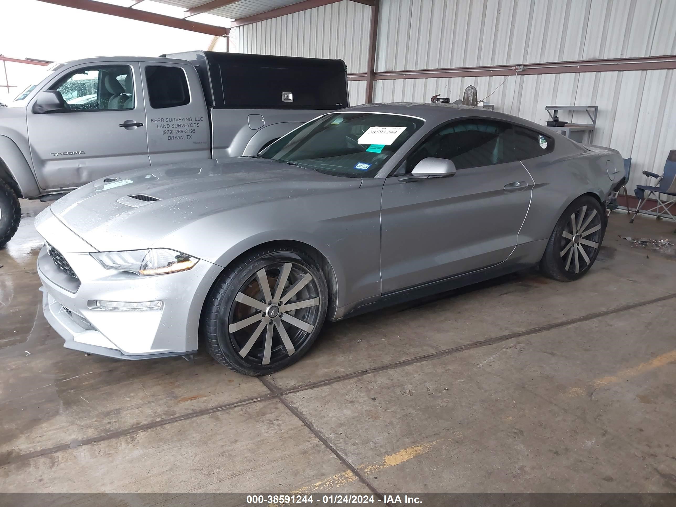 2020 Ford Mustang Ecoboost Fastback vin: 1FA6P8TH4L5142838