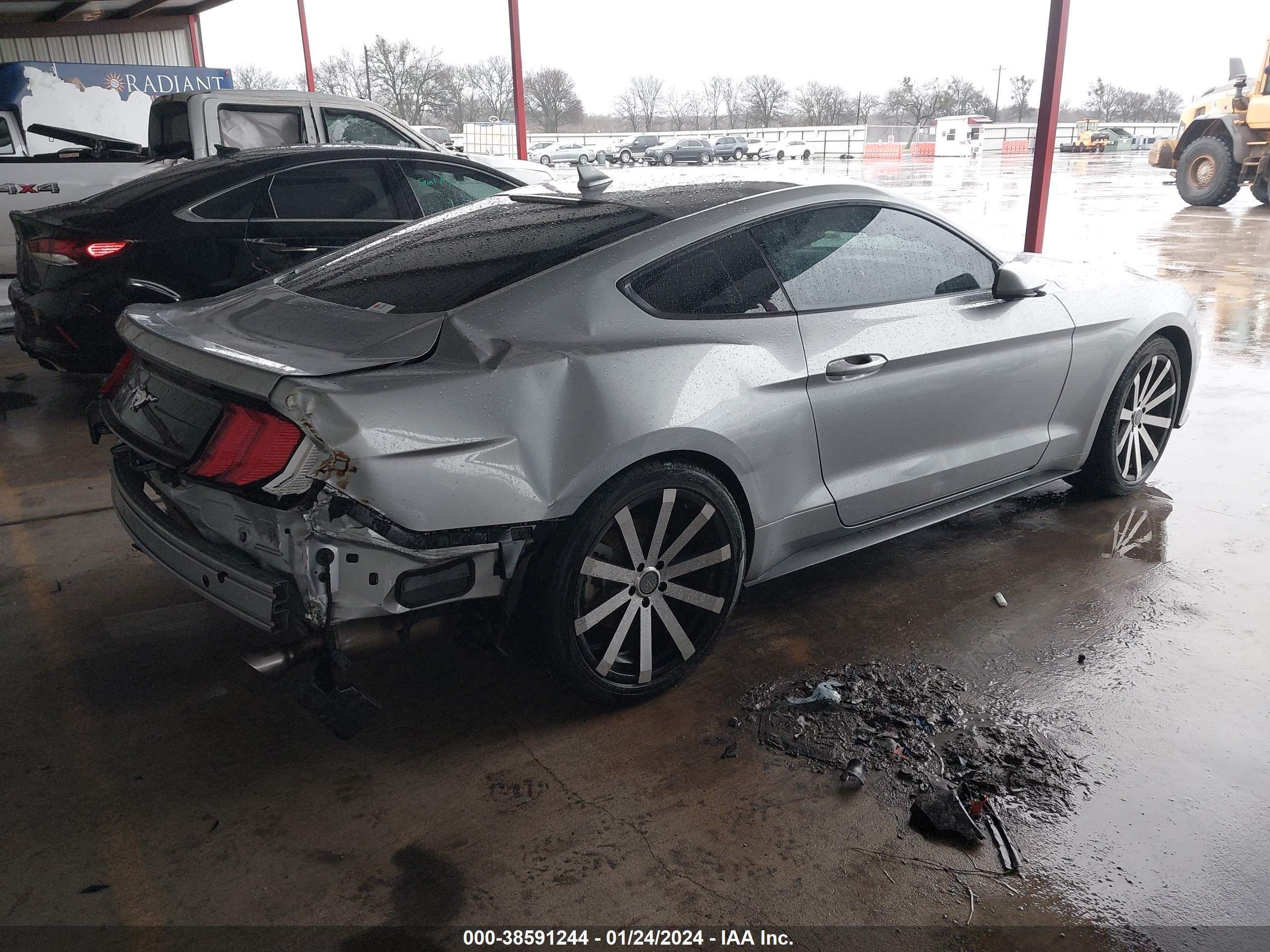 2020 Ford Mustang Ecoboost Fastback vin: 1FA6P8TH4L5142838