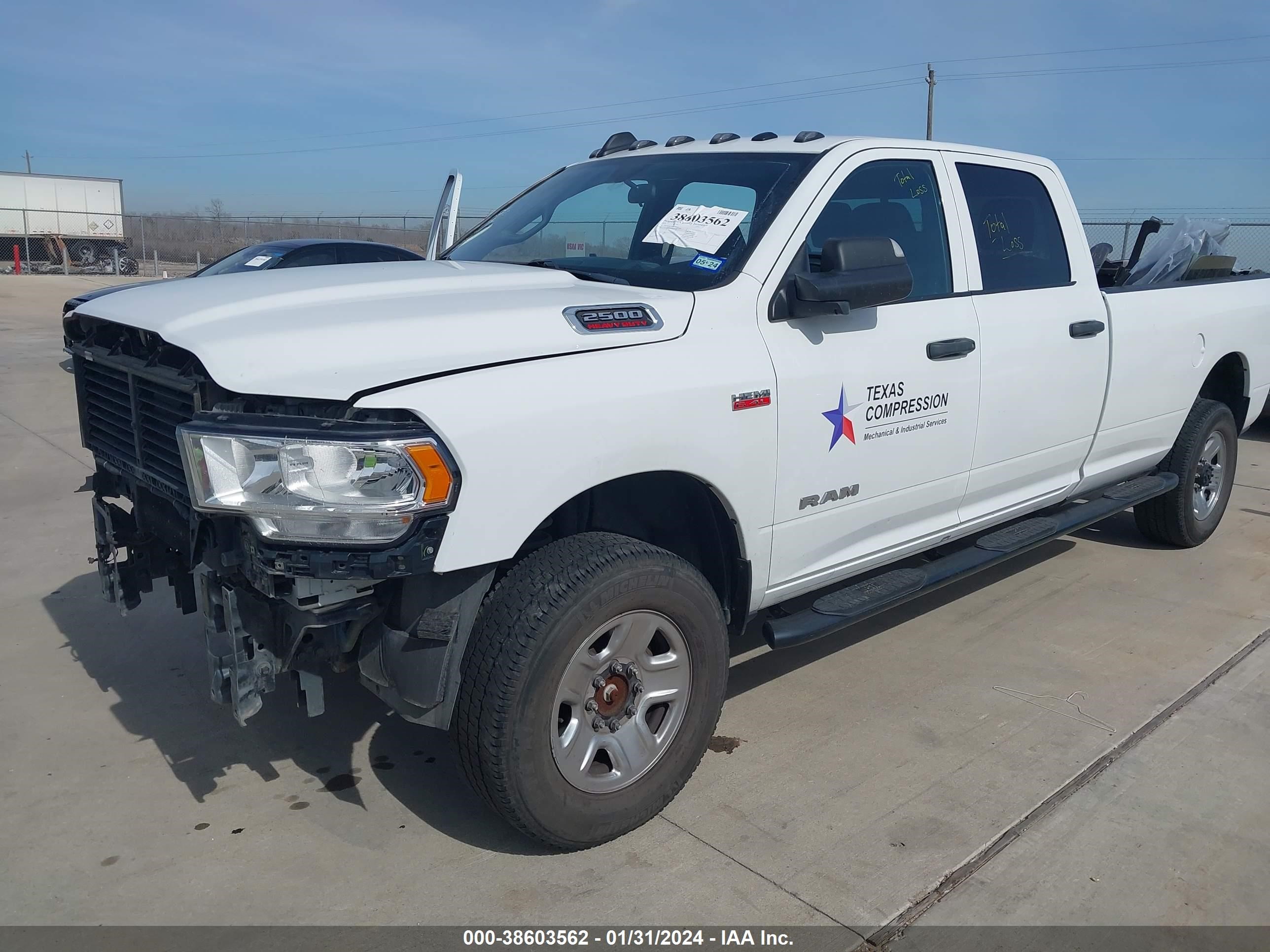 2021 Ram 2500 Tradesman 4X4 8' Box vin: 3C6UR5HJ2MG608600