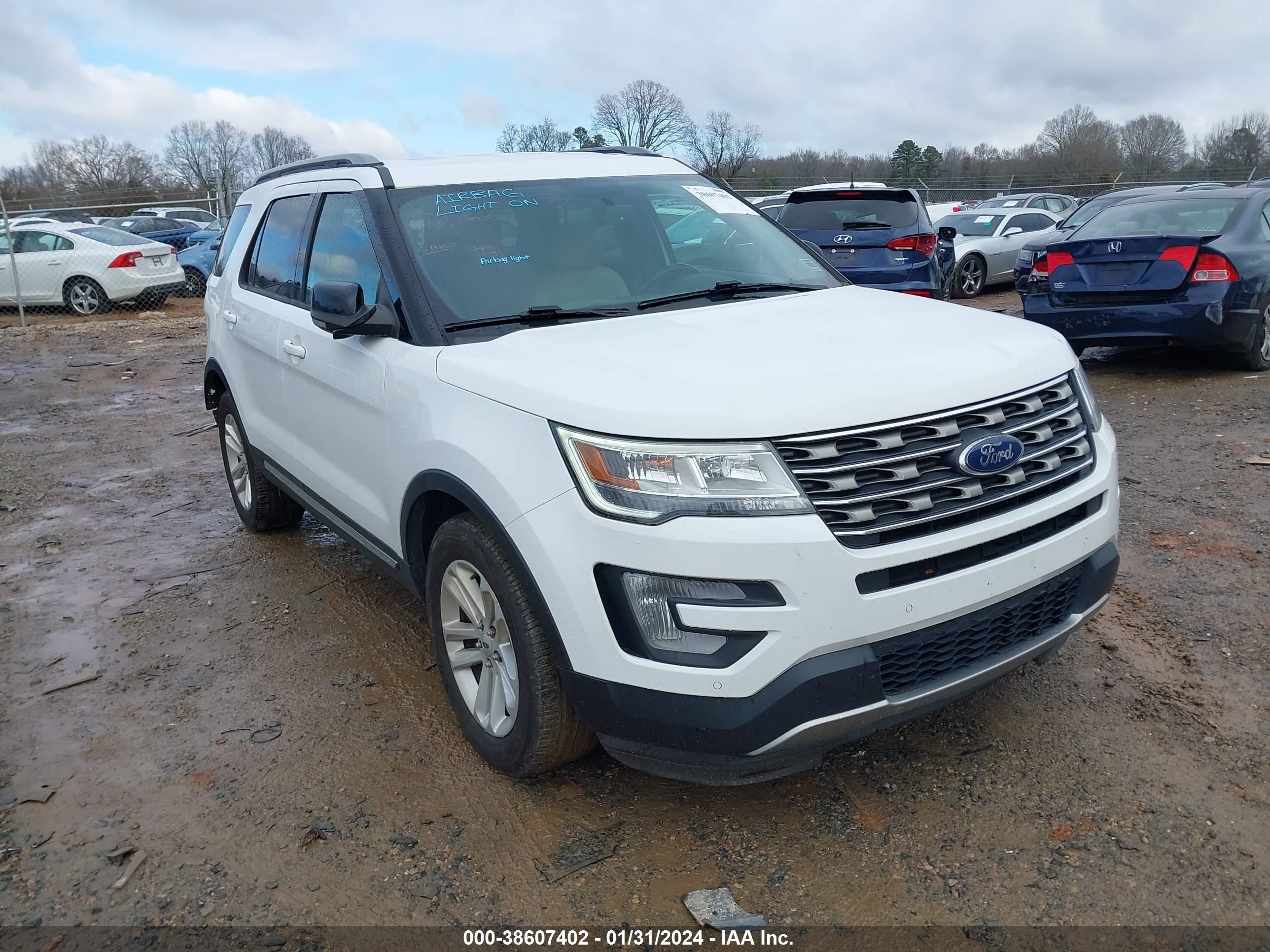 2017 Ford Explorer Xlt vin: 1FM5K7D87HGD17930