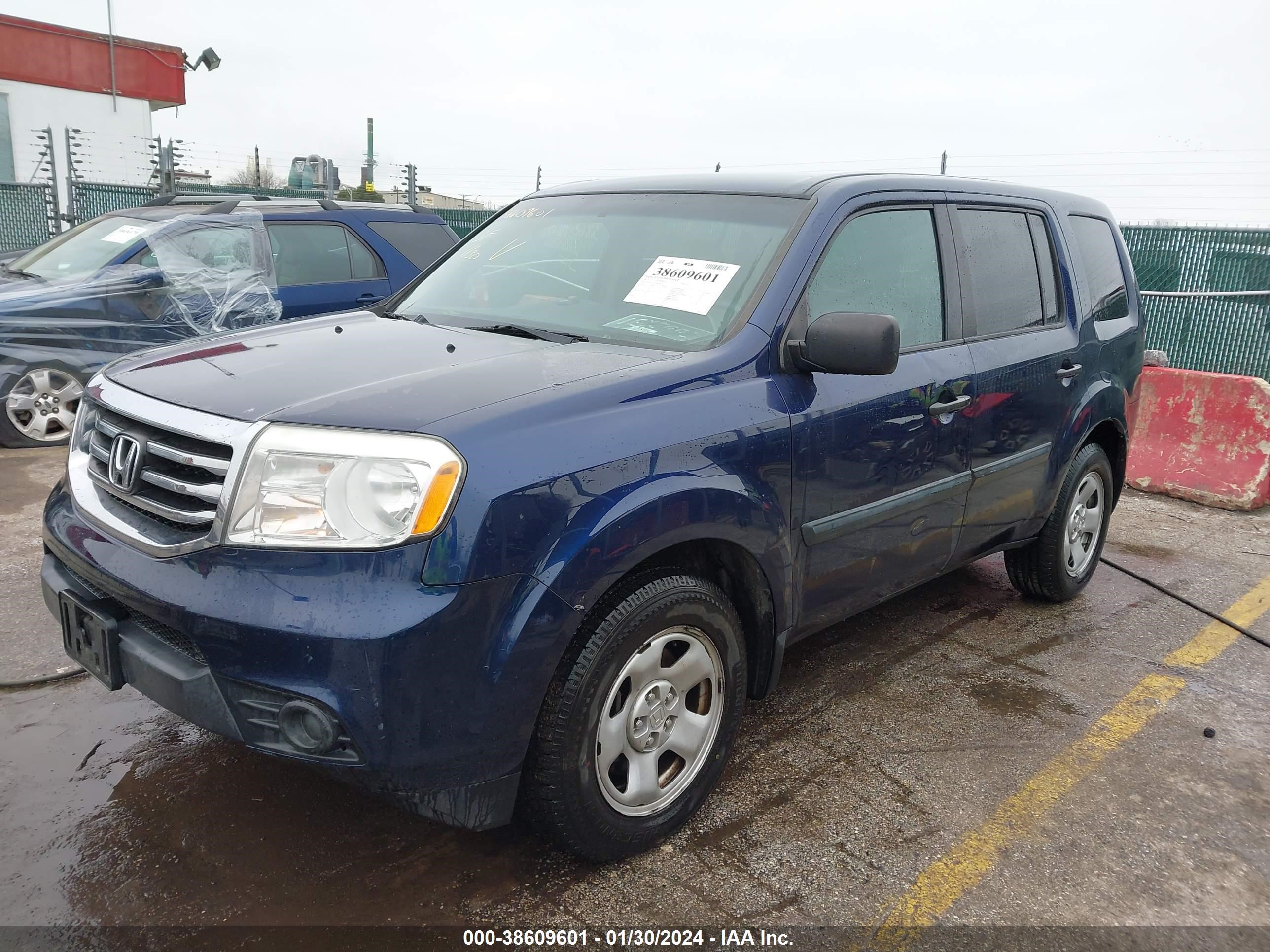 2015 Honda Pilot Lx vin: 5FNYF4H23FB044230