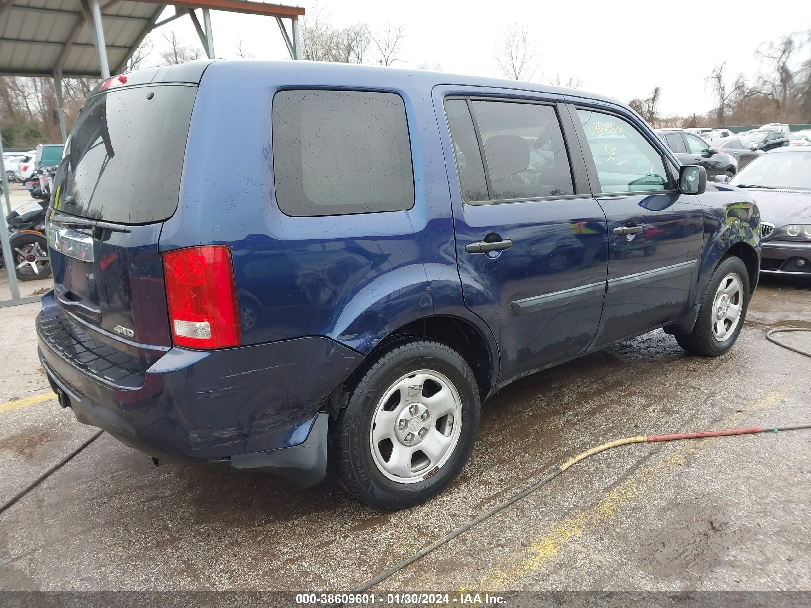 2015 Honda Pilot Lx vin: 5FNYF4H23FB044230