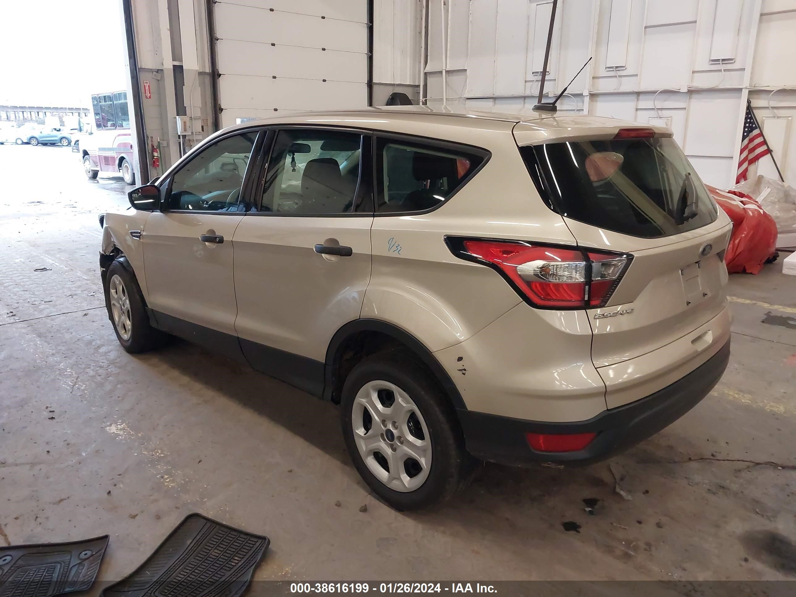 2017 Ford Escape S vin: 1FMCU0F74HUC90054