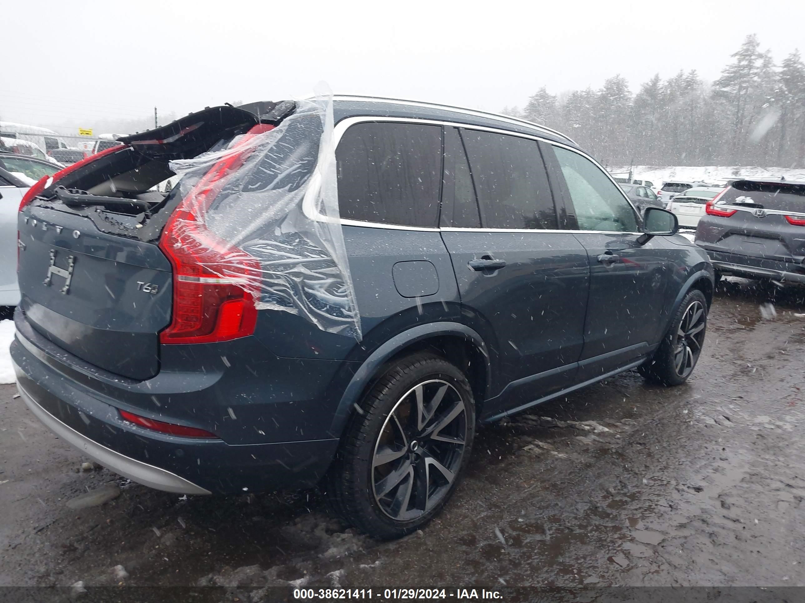 2022 Volvo Xc90 T6 Momentum 7 Passenger vin: YV4A22PK0N1861646