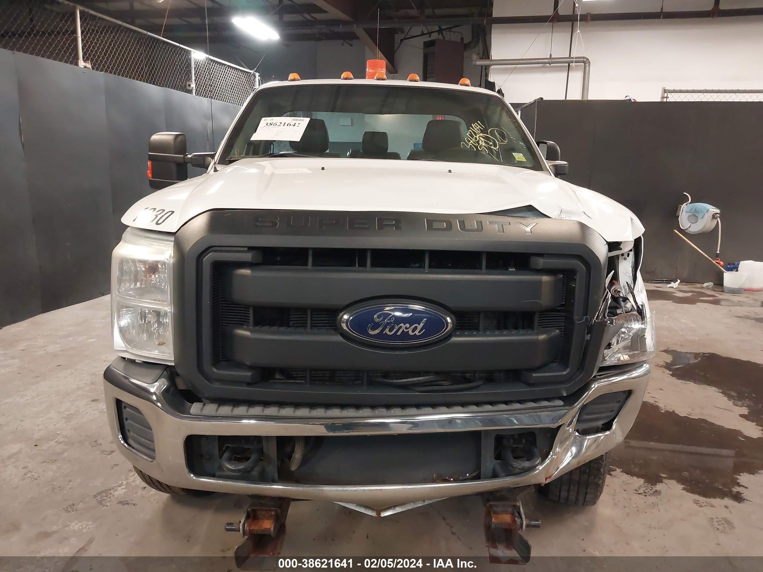 2015 Ford F-250 Xl vin: 1FDBF2B69FEA59284