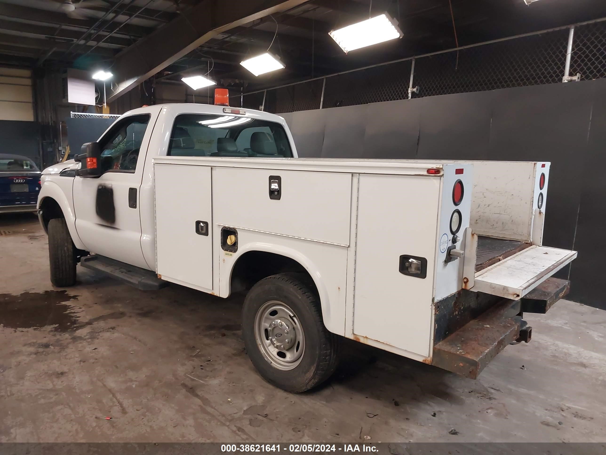 2015 Ford F-250 Xl vin: 1FDBF2B69FEA59284