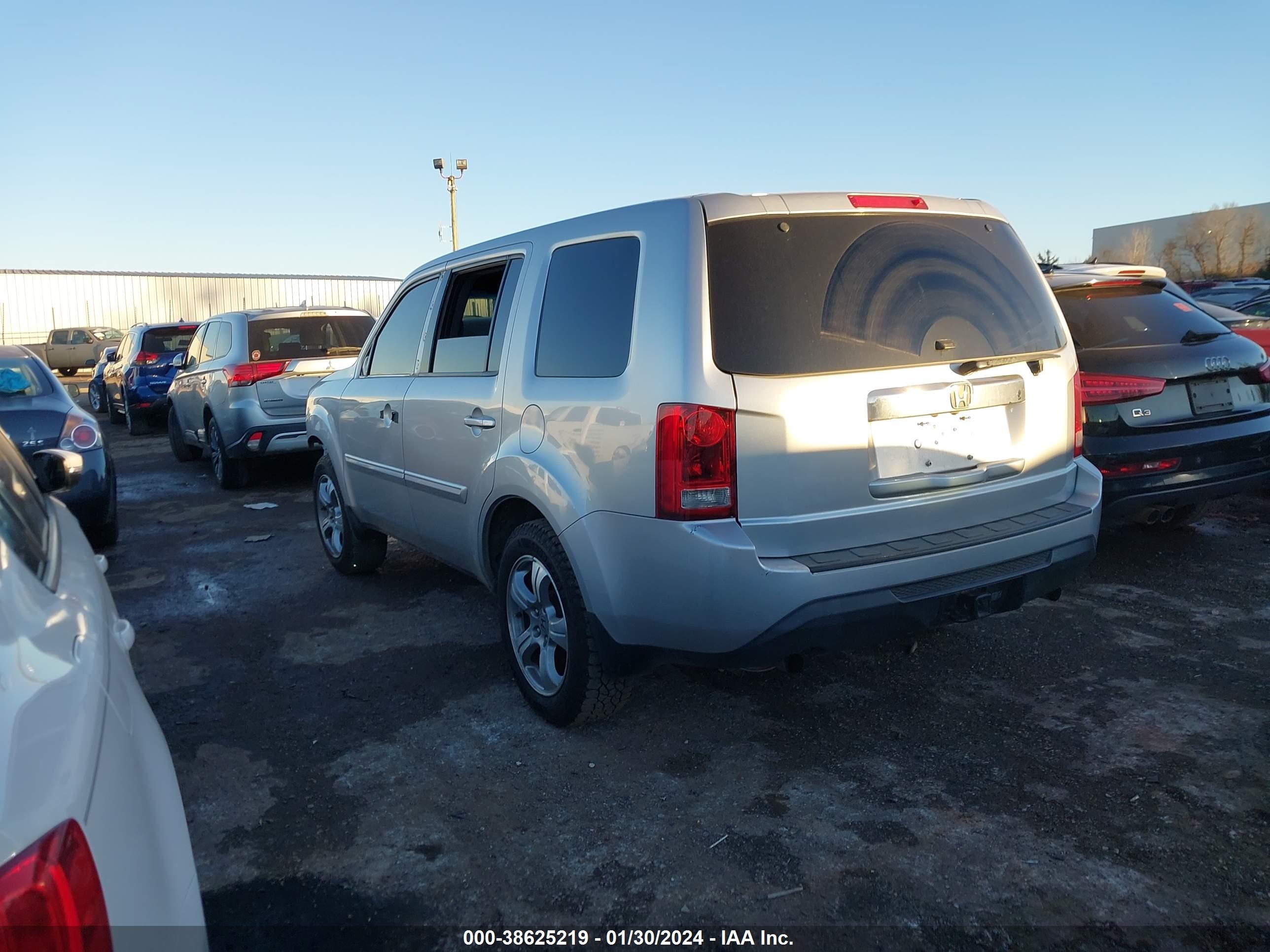 2013 Honda Pilot Ex-L vin: 5FNYF3H59DB030088