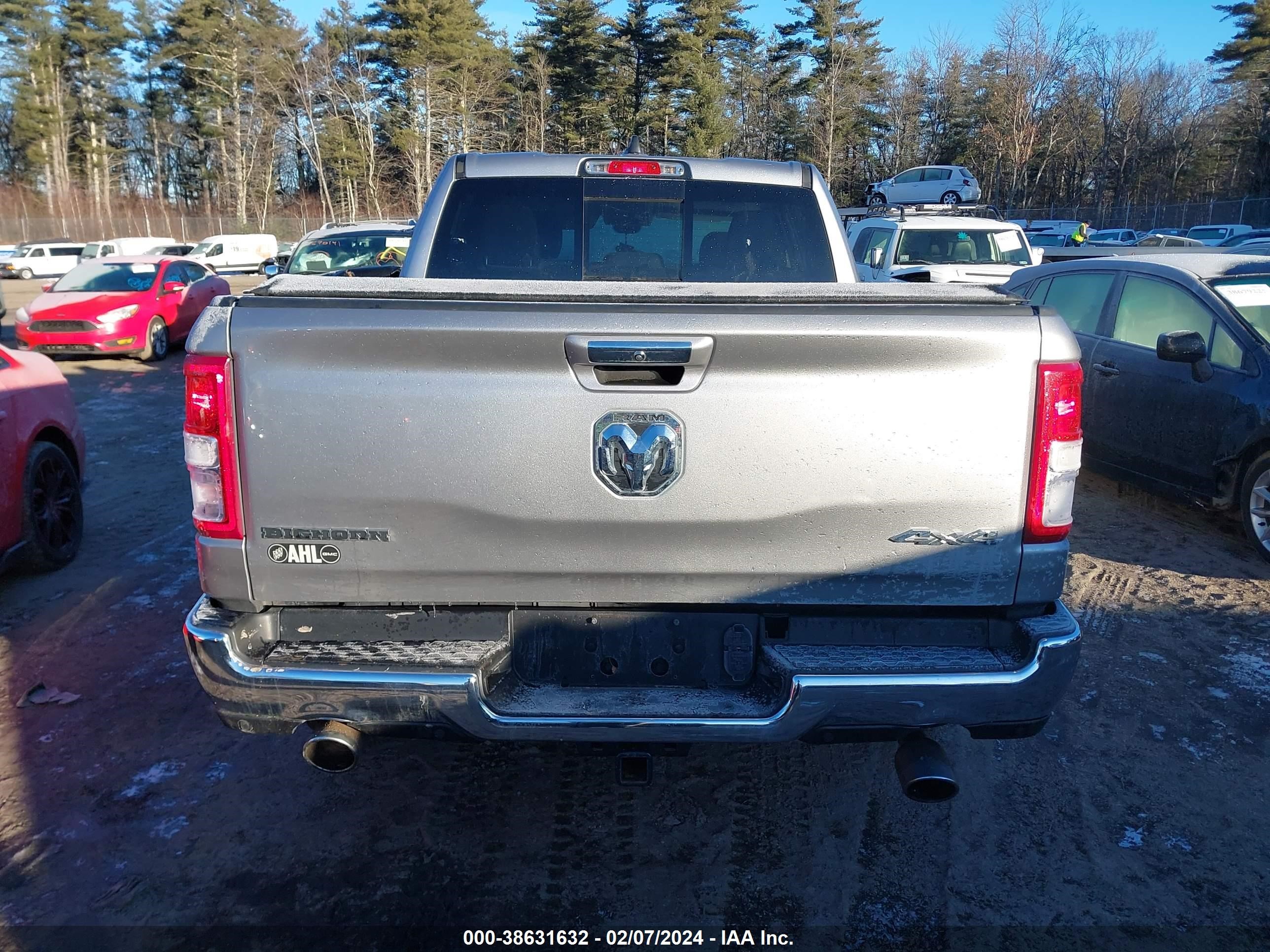 2020 Ram 1500 Big Horn vin: 1C6SRFFT3LN125737