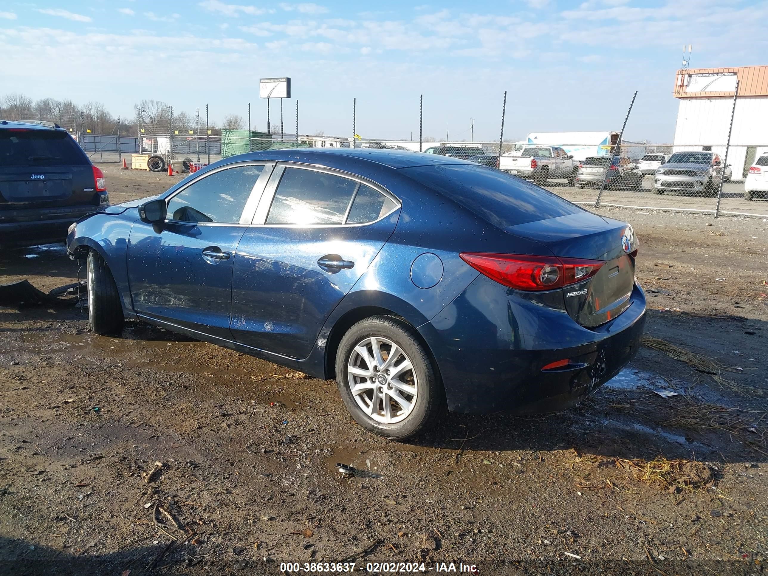 2016 Mazda Mazda3 I Sport vin: JM1BM1U73G1323070