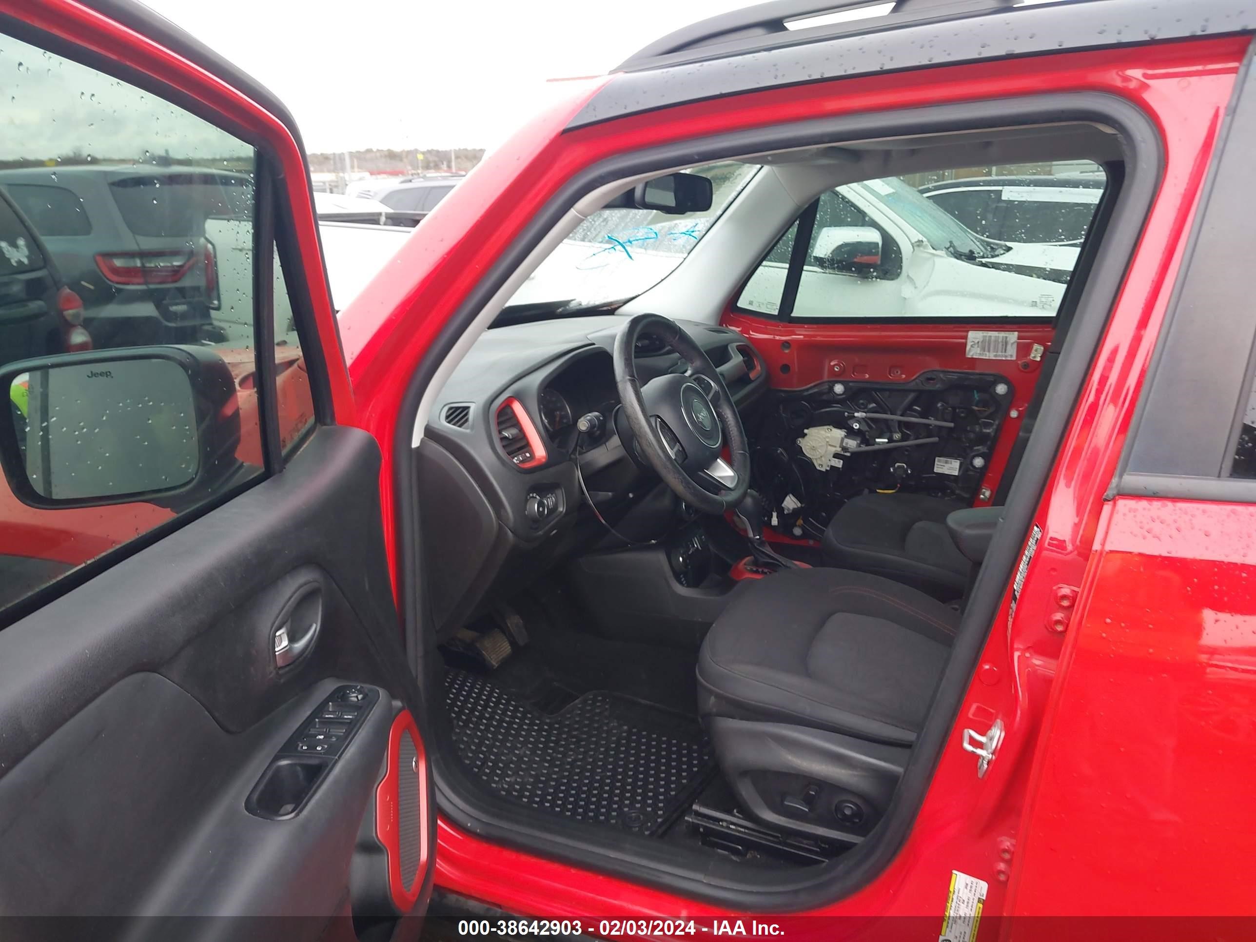 2017 Jeep Renegade Trailhawk 4X4 vin: ZACCJBCB5HPF70259