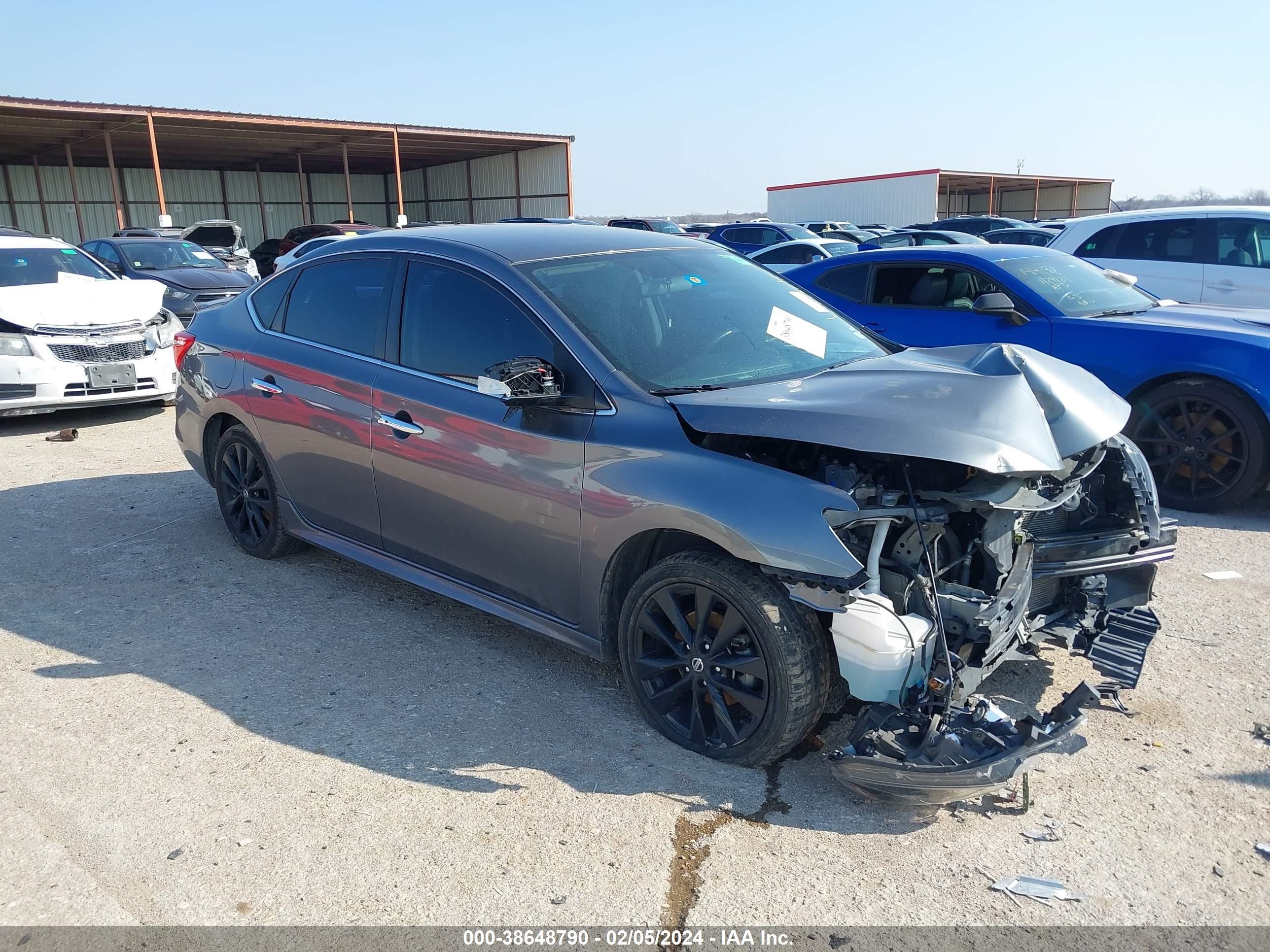 2018 Nissan Sentra Sr vin: 3N1AB7APXJY261407